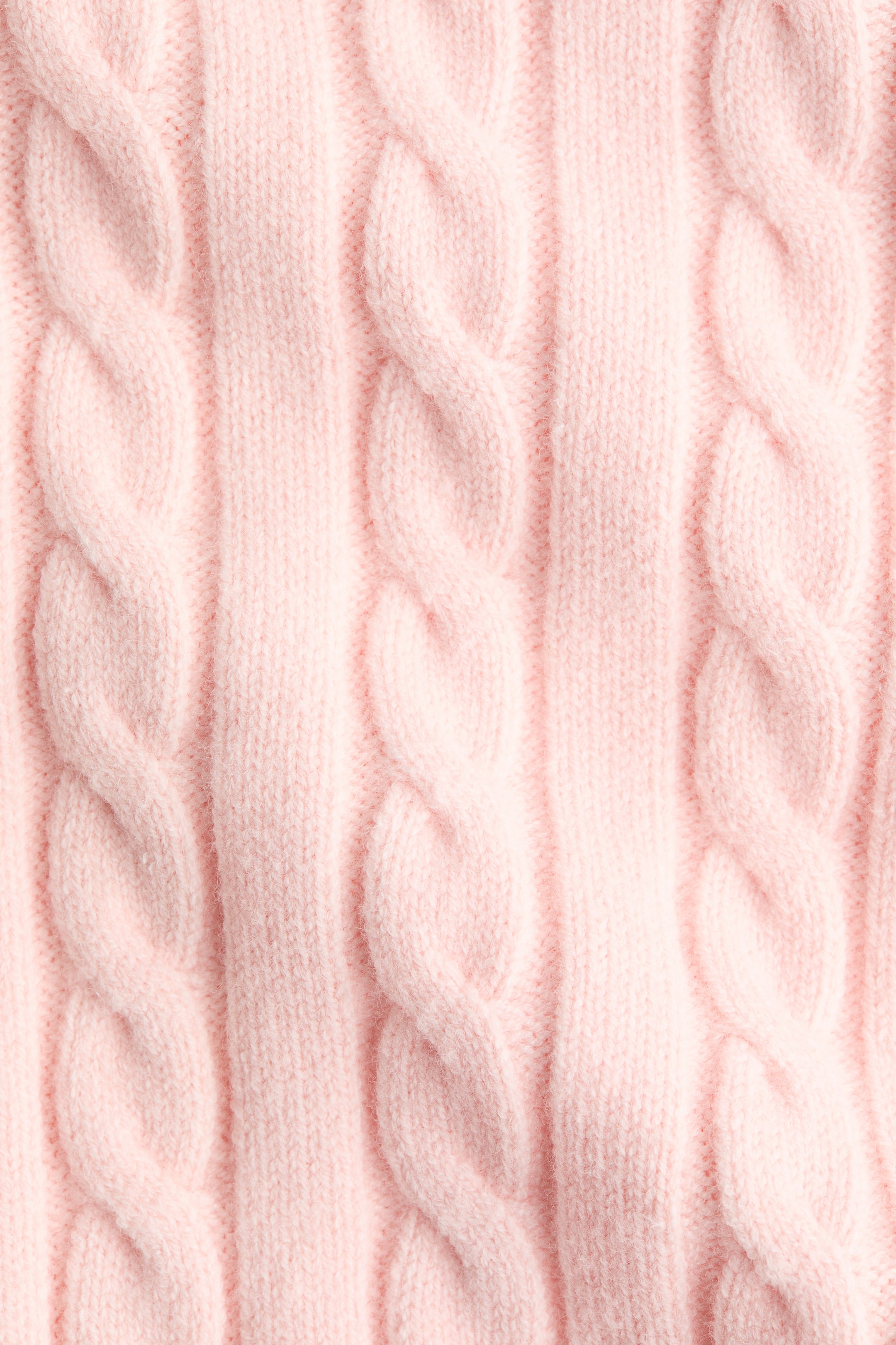 Chandail en tricot torsadé