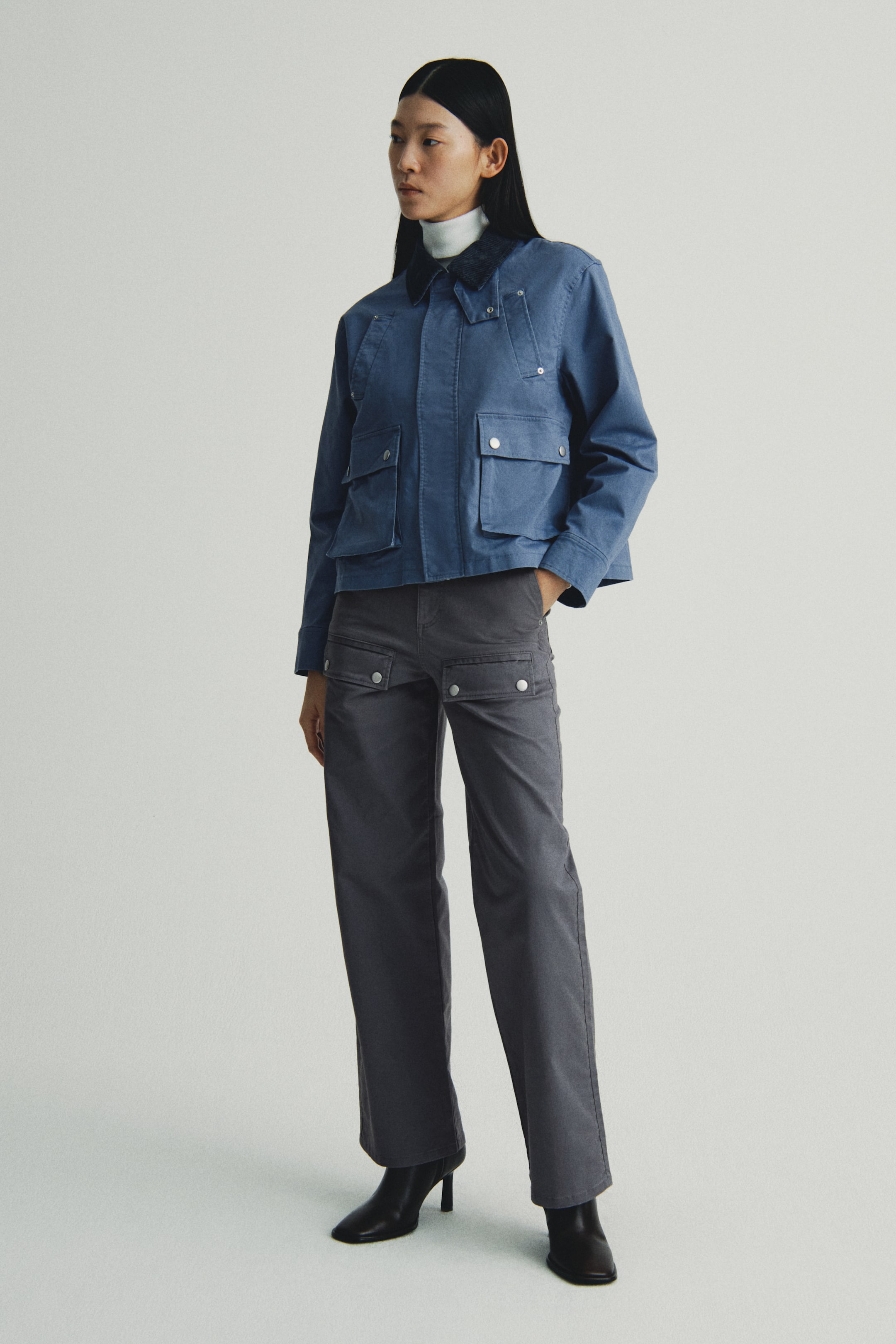 Xem ảnh lớn hơn: Quần dài túi hộp - Màu xám - Ladies | H&M VN 2