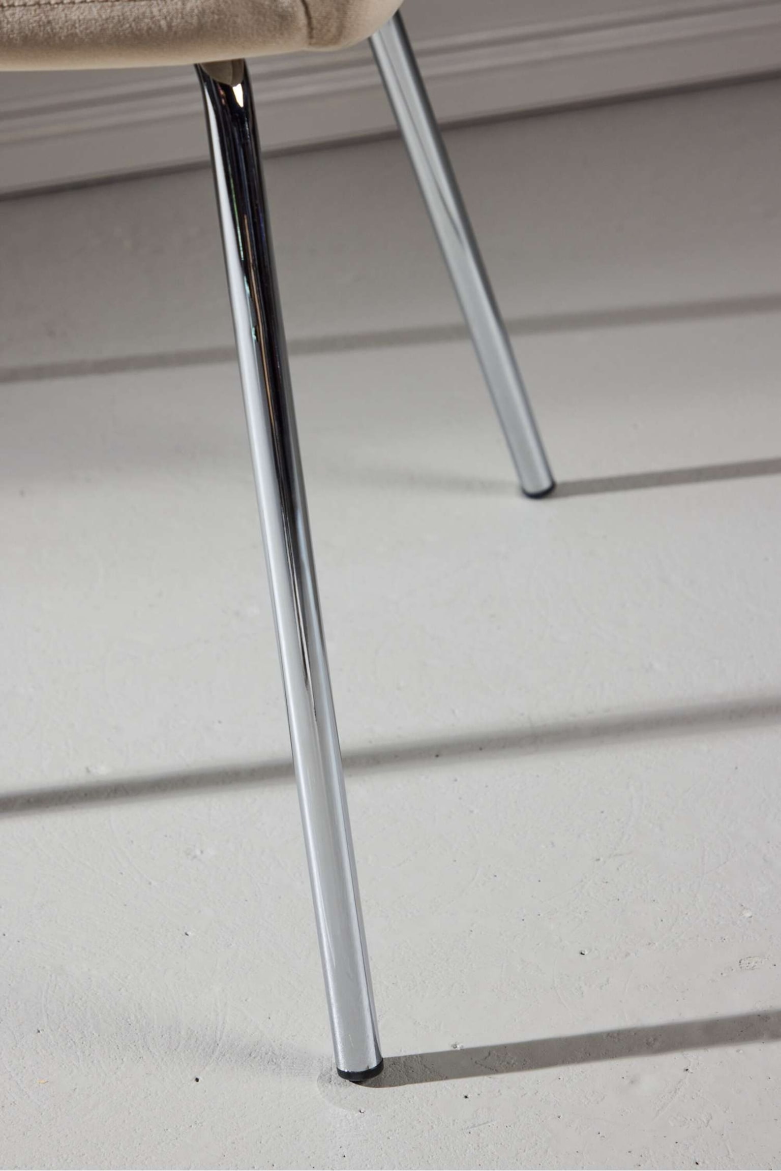 Berit Dining Chair - Aksamit Poliestrowy, Chrom/Aksamit, Orzech - 6