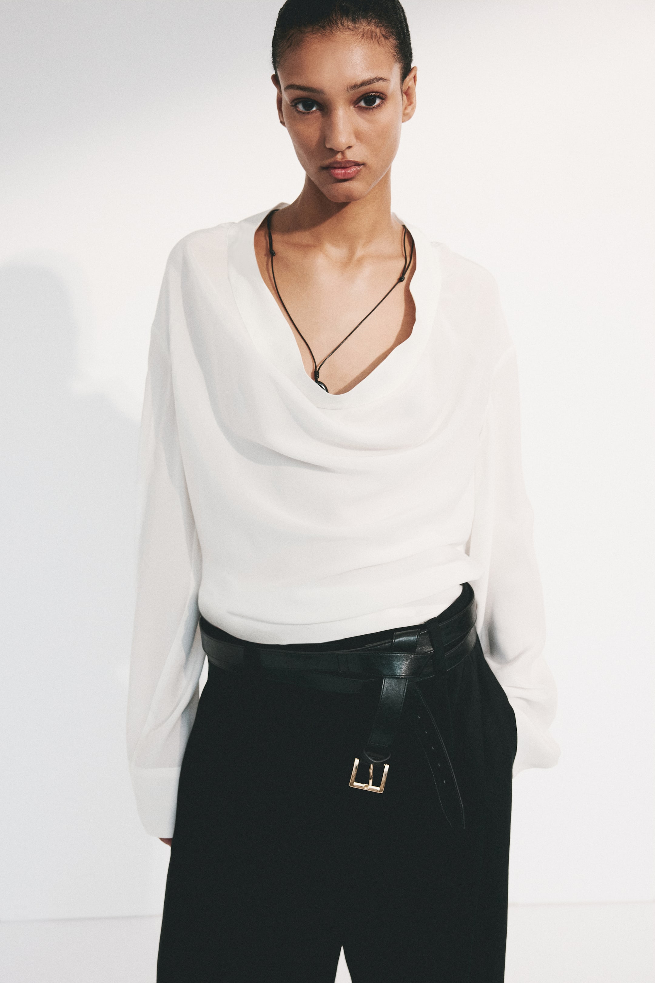 Женские блузки H&M Cowl-Neck Blouse — фото 5