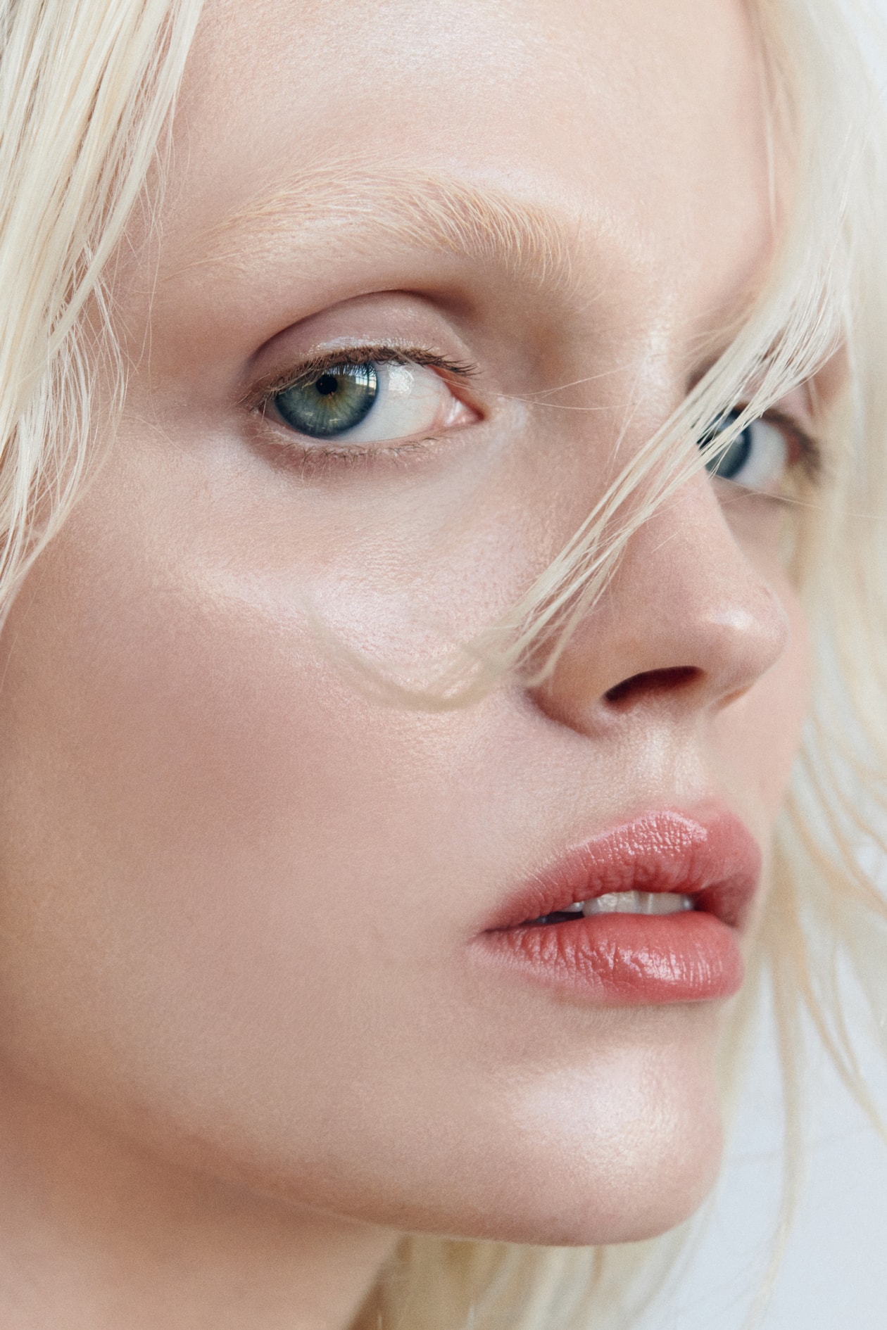 Glowy Skin Face Primer - image 2