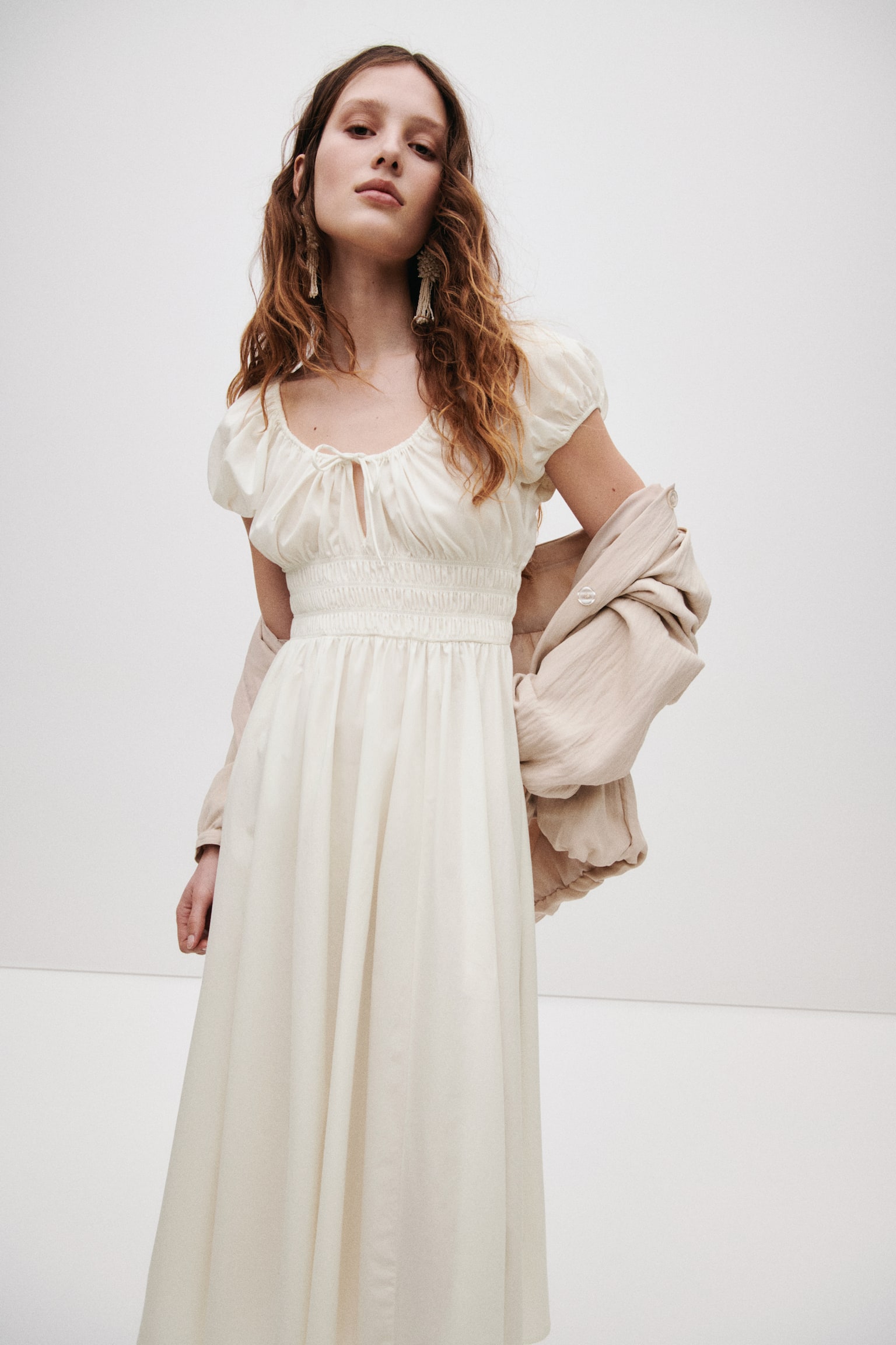 Smocked-waist dress - White - 3