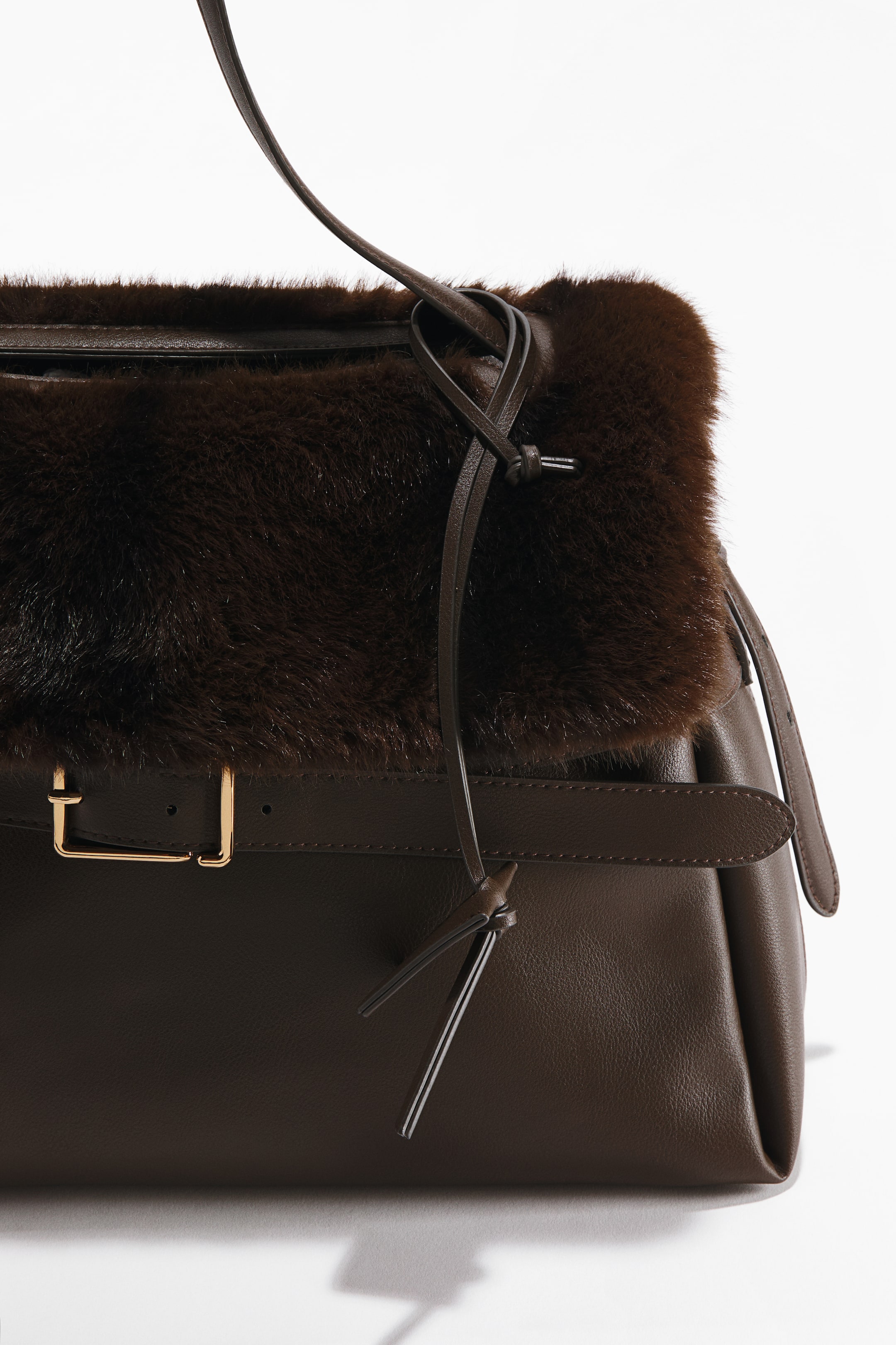 Visualizza immagine più grande: Strap-detail handbag - Marrone scuro - DONNA | H&M IT 5