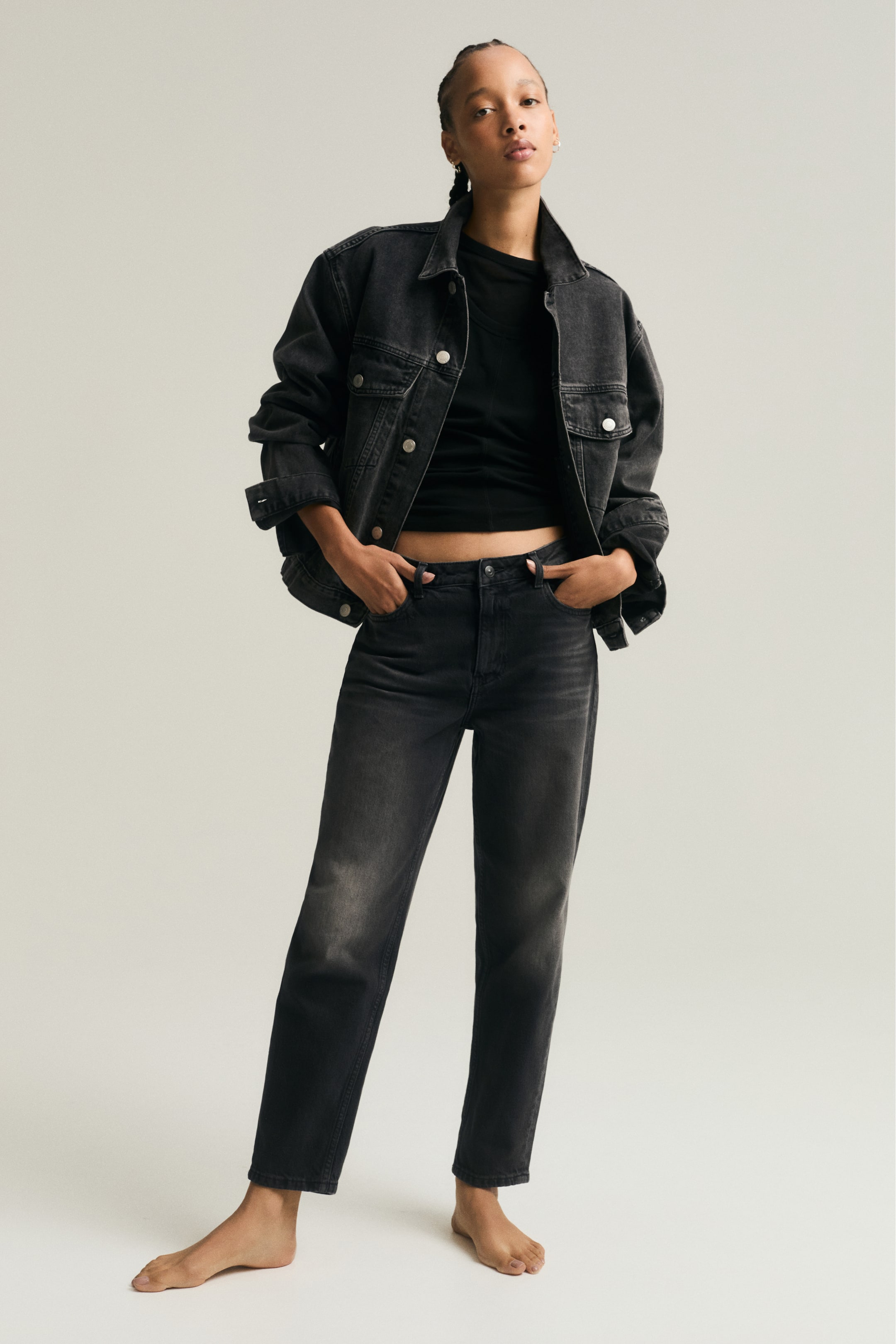 View larger image: Mom Slim-Fit High-Waist Jeans - Black - Ladies | H&M CA 1