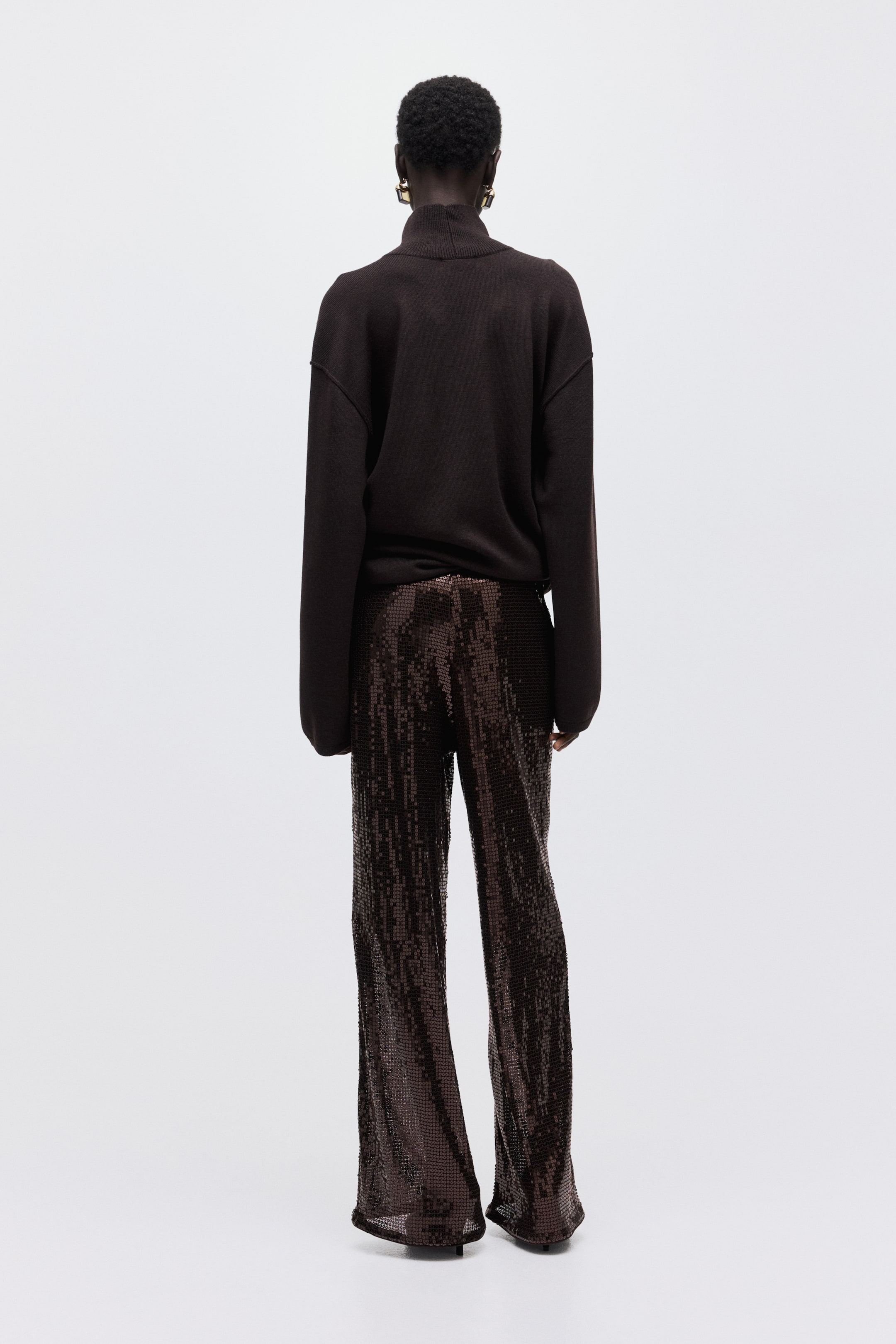 Näytä suurempi kuva: Paljettikoristeiset housut - Tummanruskea - NAISET | H&M FI 3