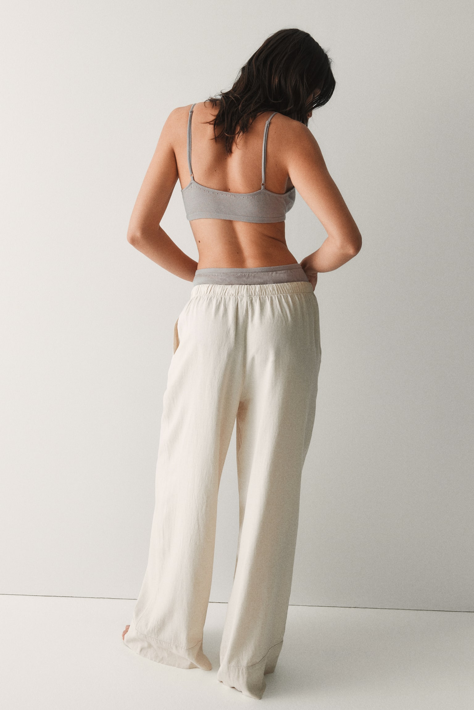 Wide linen-blend trousers - Light beige/Black - 6