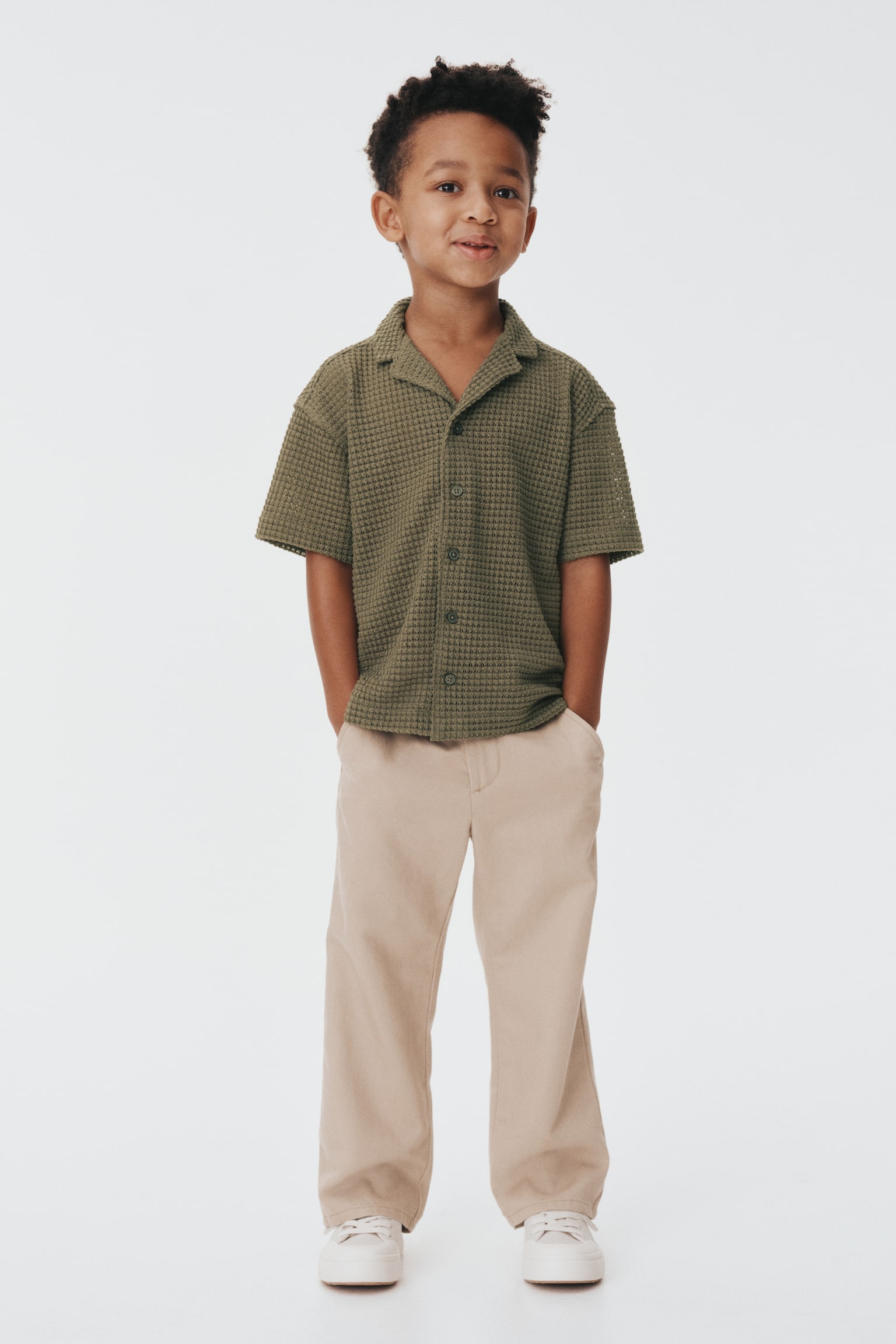 חולצת ריזורט מסריג עם טקסטורה - ירוק חאקי/לבן/כחול נייבי - 4