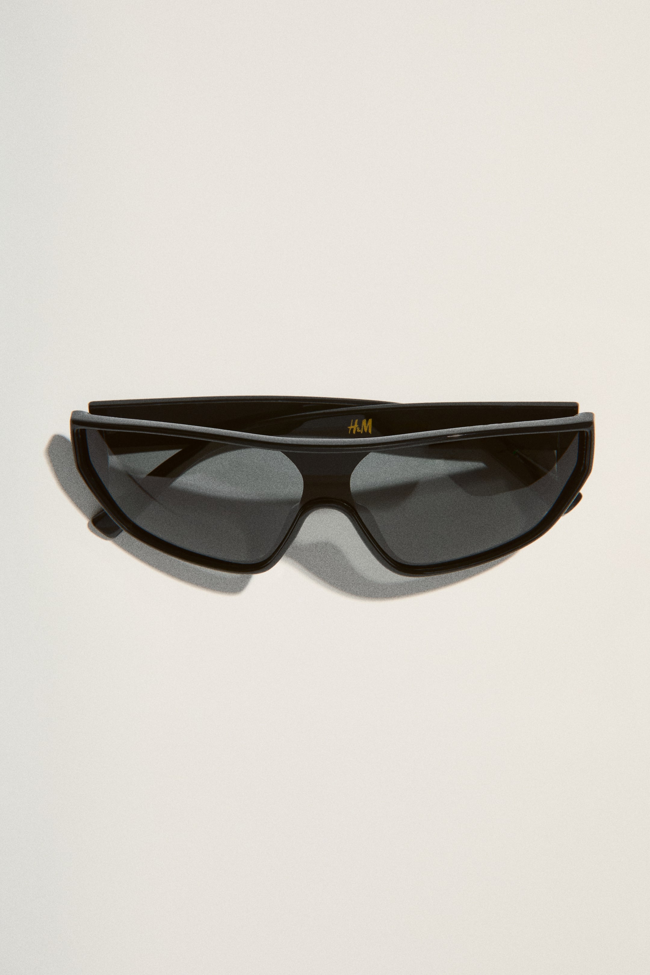 Ver imagen más grande: Gafas de sol de pantalla polarizadas - Negro - MUJER | H&M ES 1