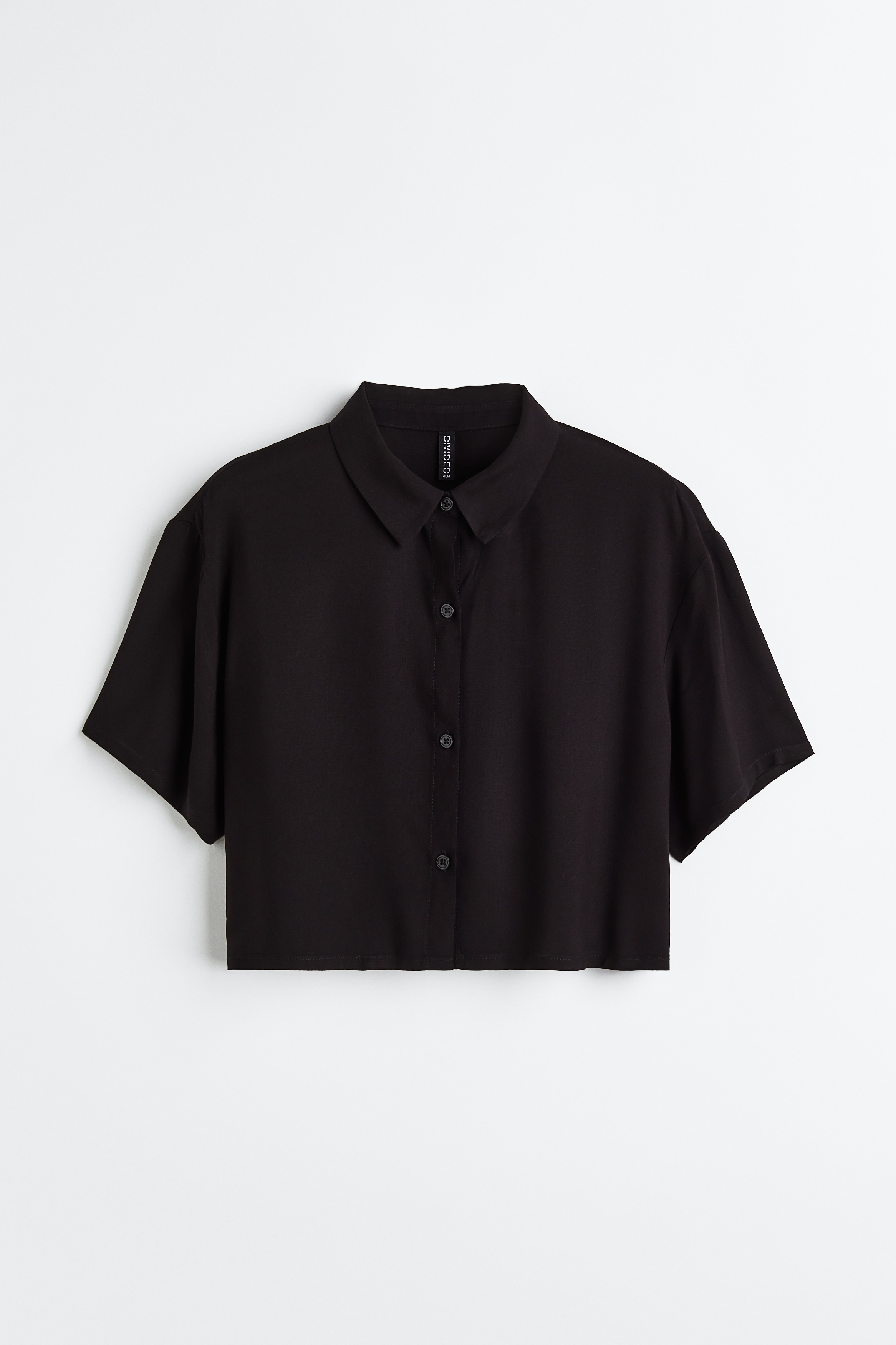 Boxy-style shirt