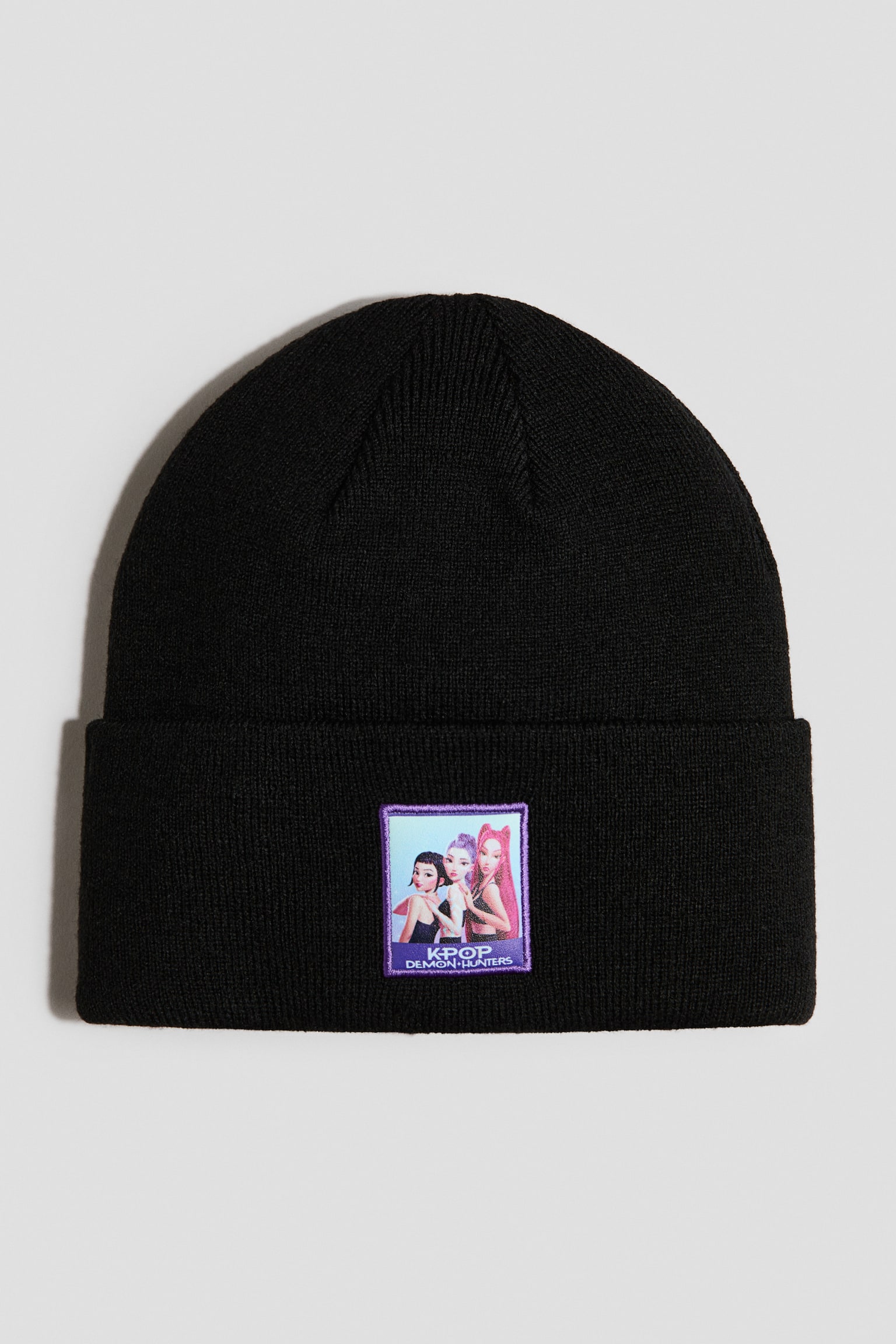 Beanie mit Motivdetail - Schwarz/K-Pop Demon Hunters/Lila/K-Pop Demon Hunters/Braun/CapyFun