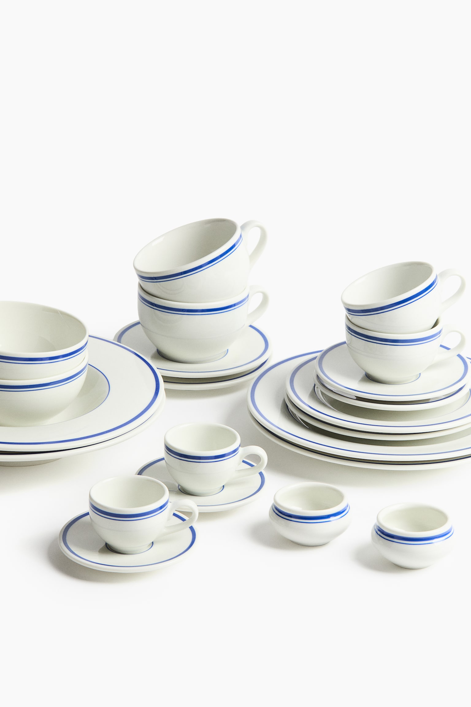 2-pack cappuccino cup and saucer - White/Blue/White/Black/White/Red - 4