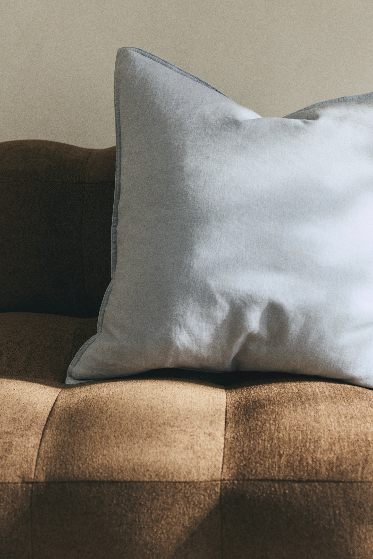 Linen-blend cushion cover - Light dusty blue/Light dusty pink - 2