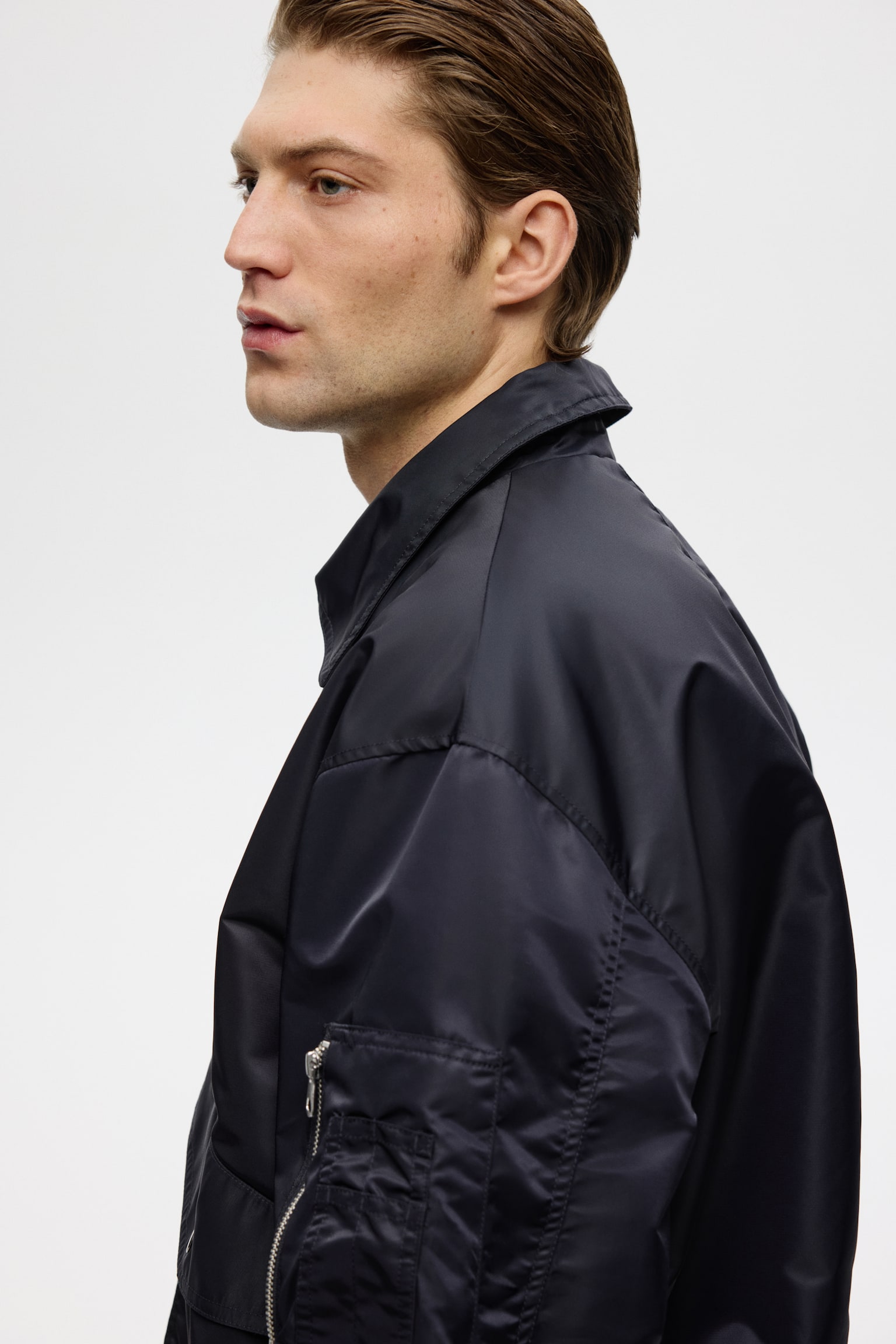 Мужская куртка H&M Nylon Bomber, цвет: Тёмно-синий — фото 6