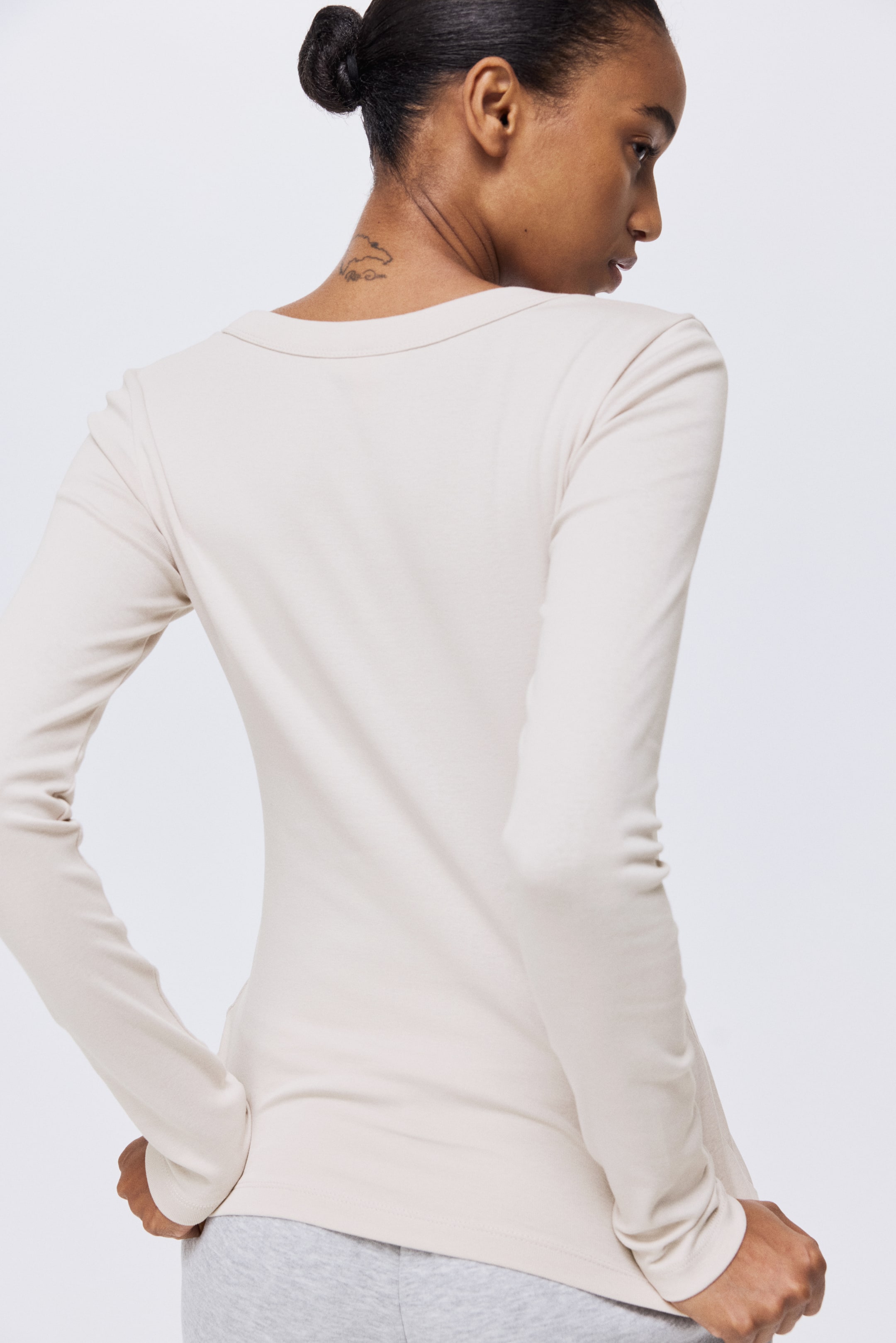 拡大画像を表示: コットントップス - ライトモール - レディース | H&M JP 2