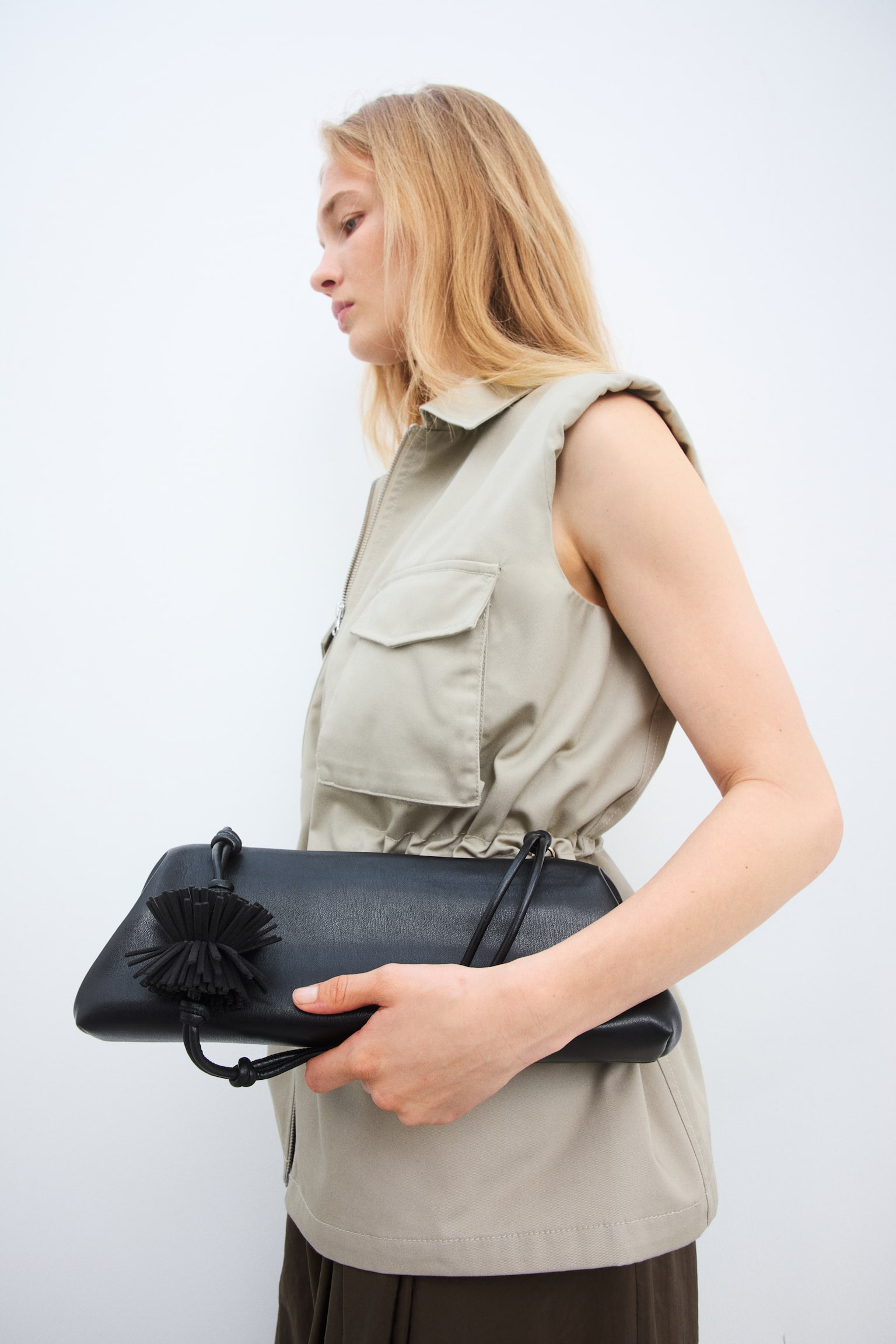 Pompom-detail shoulder bag - 6