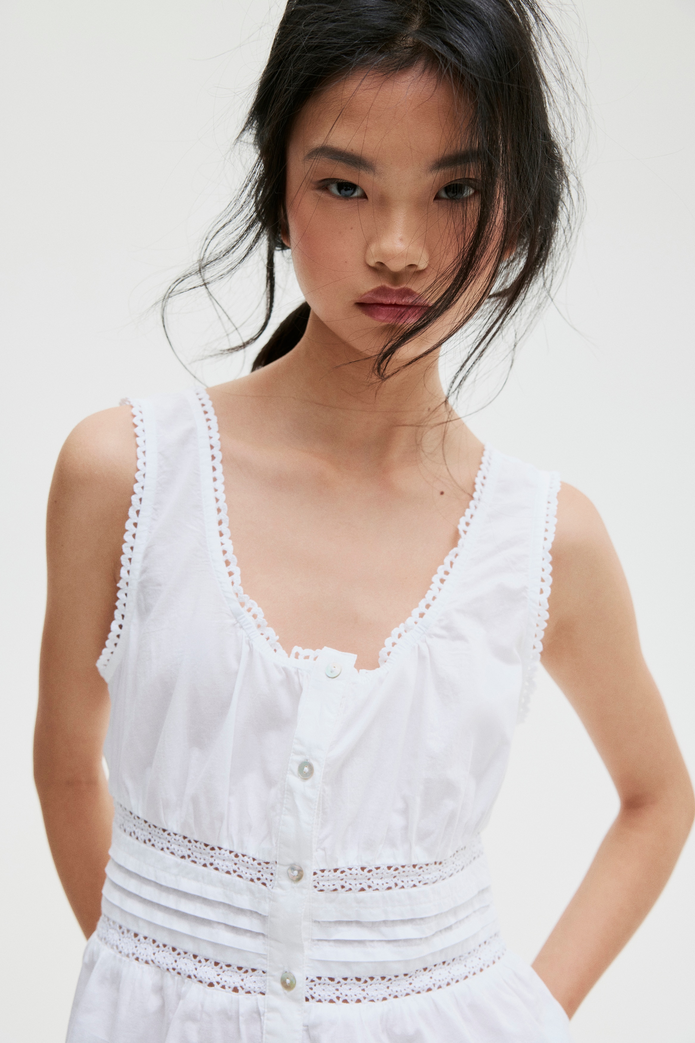 Eaphi FLUFFY PEPLUM VEST Eaph Ladies - White Peplum vest top