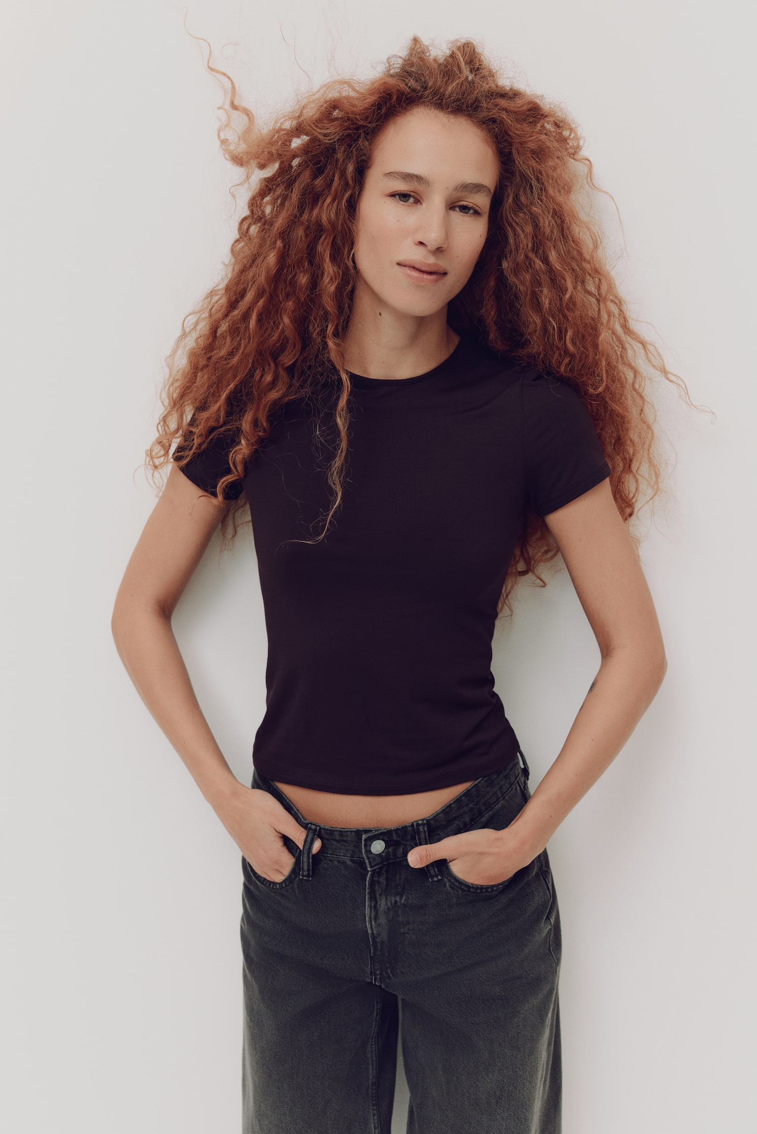 טישירט צמודה - Plum purple/שחור - 4