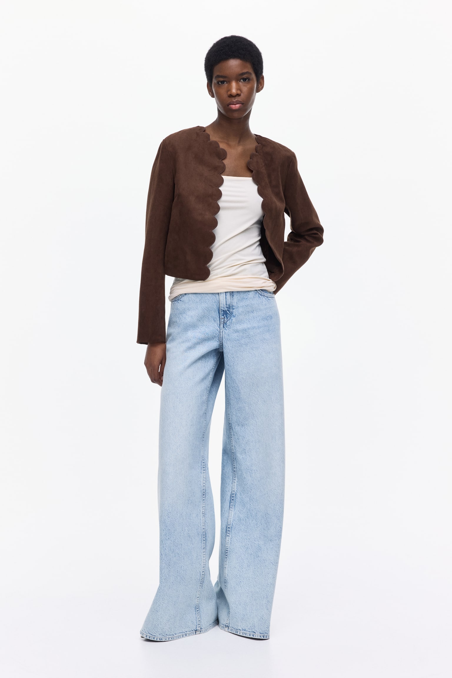 Saco con borde ondulado - Café oscuro - 1