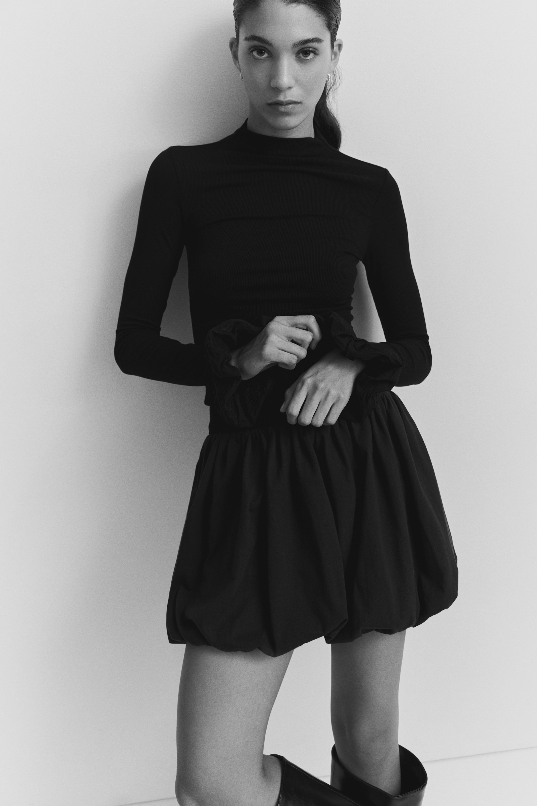 View larger image: Balloon skirt - Dark grey - Ladies | H&M SG 1