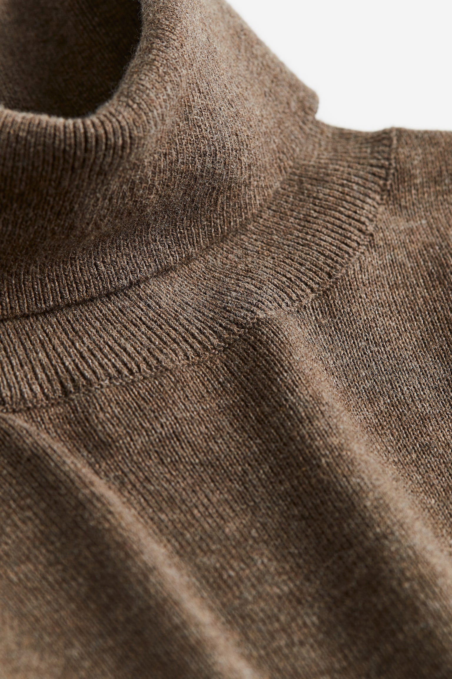 Slim Fit Fine Knit Turtleneck Sweater - Brown marle/Black/Greige/White/Navy blue/Grey marle - 2