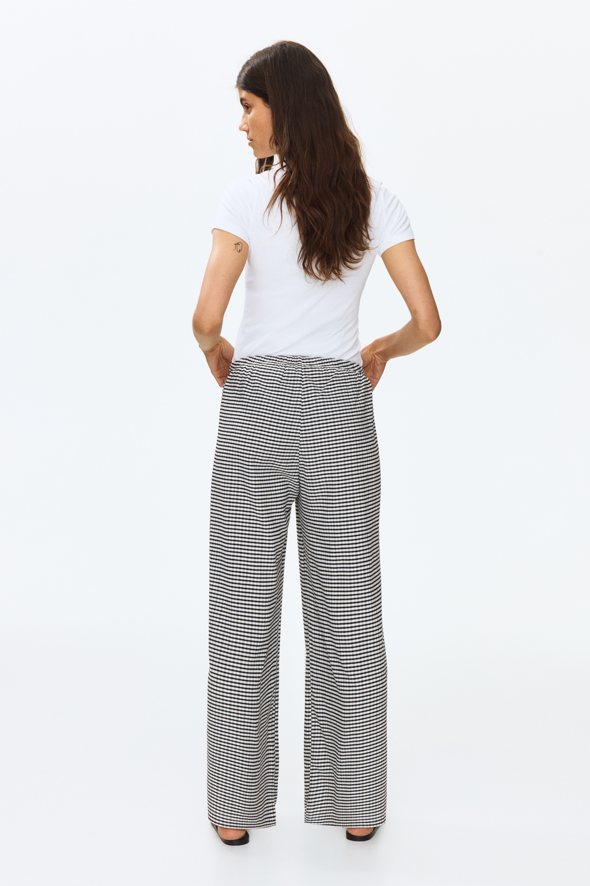 Women's Black/checked MAMA Textured Drawstring Pants | H&M CA