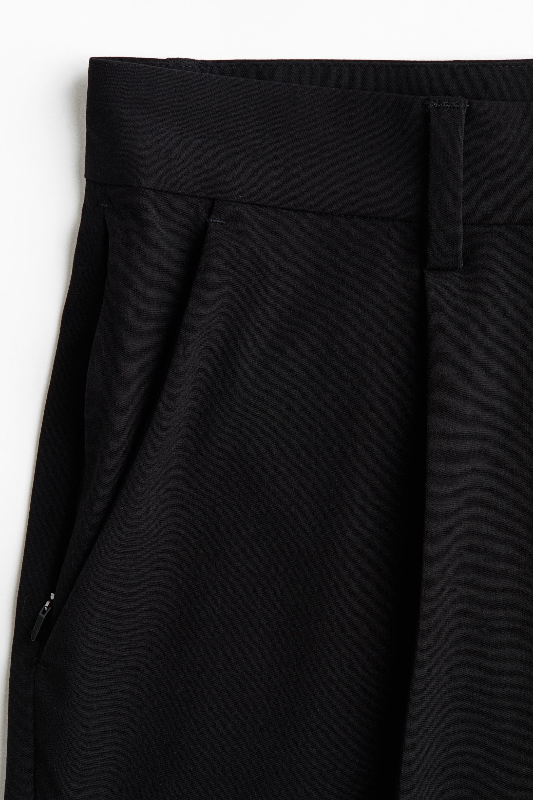 Four-Way Stretch Loose-Fit Shorts