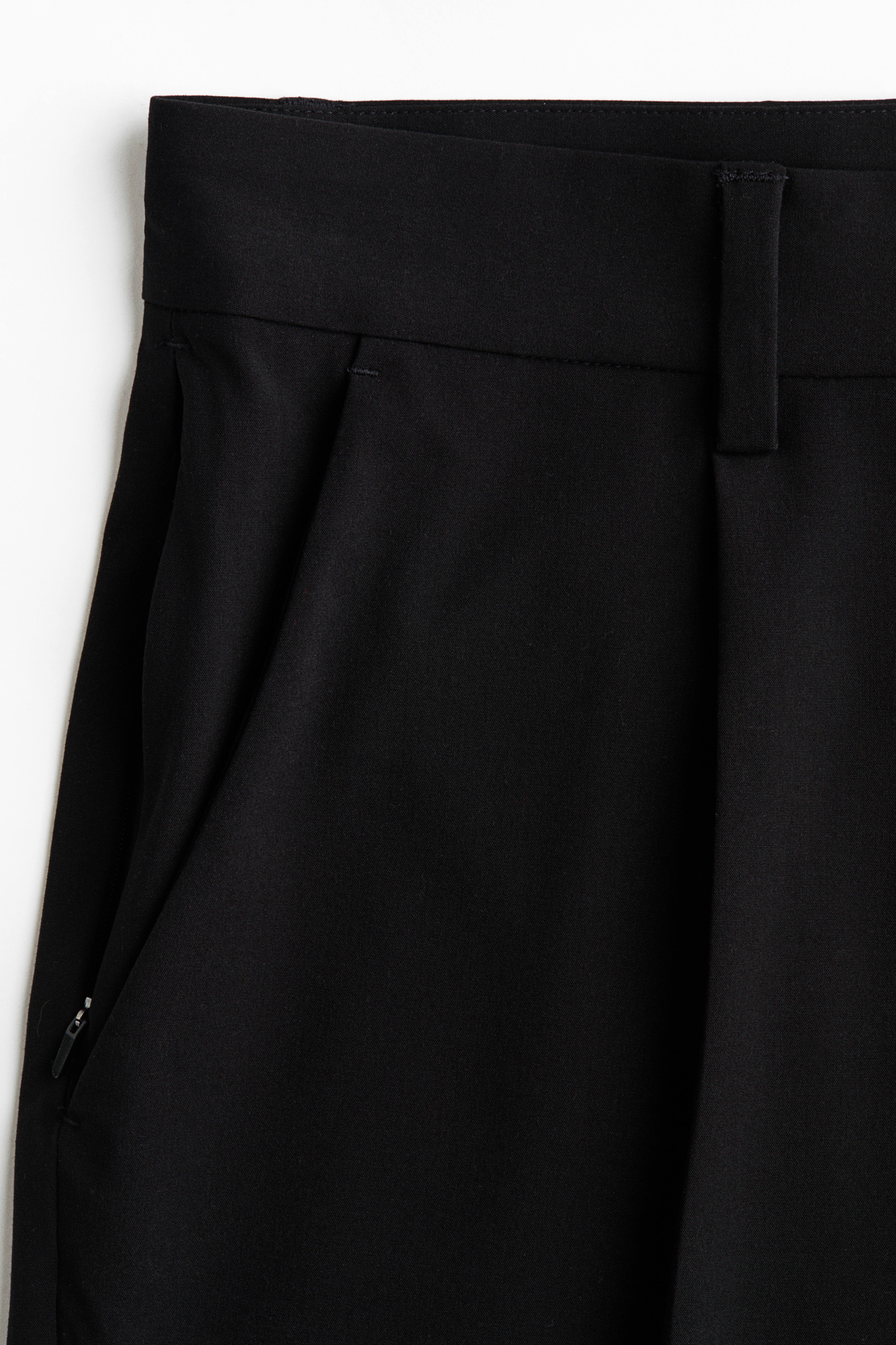 Four-Way Stretch Loose-Fit Shorts