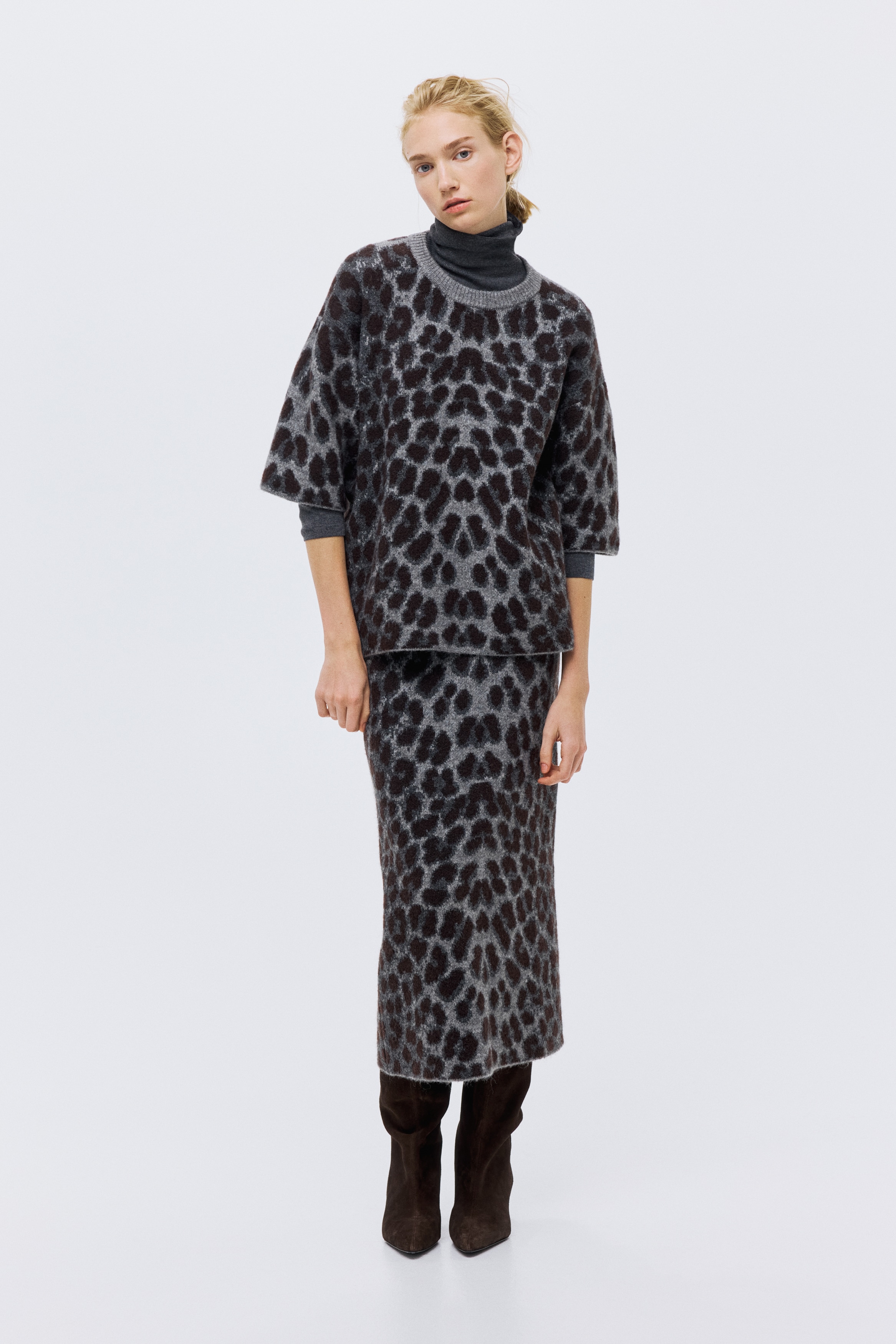 Boxy jacquard-knit jumper