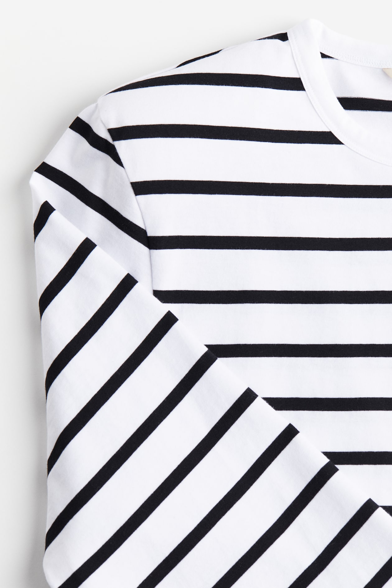 Shoulder-pad Top - image 2