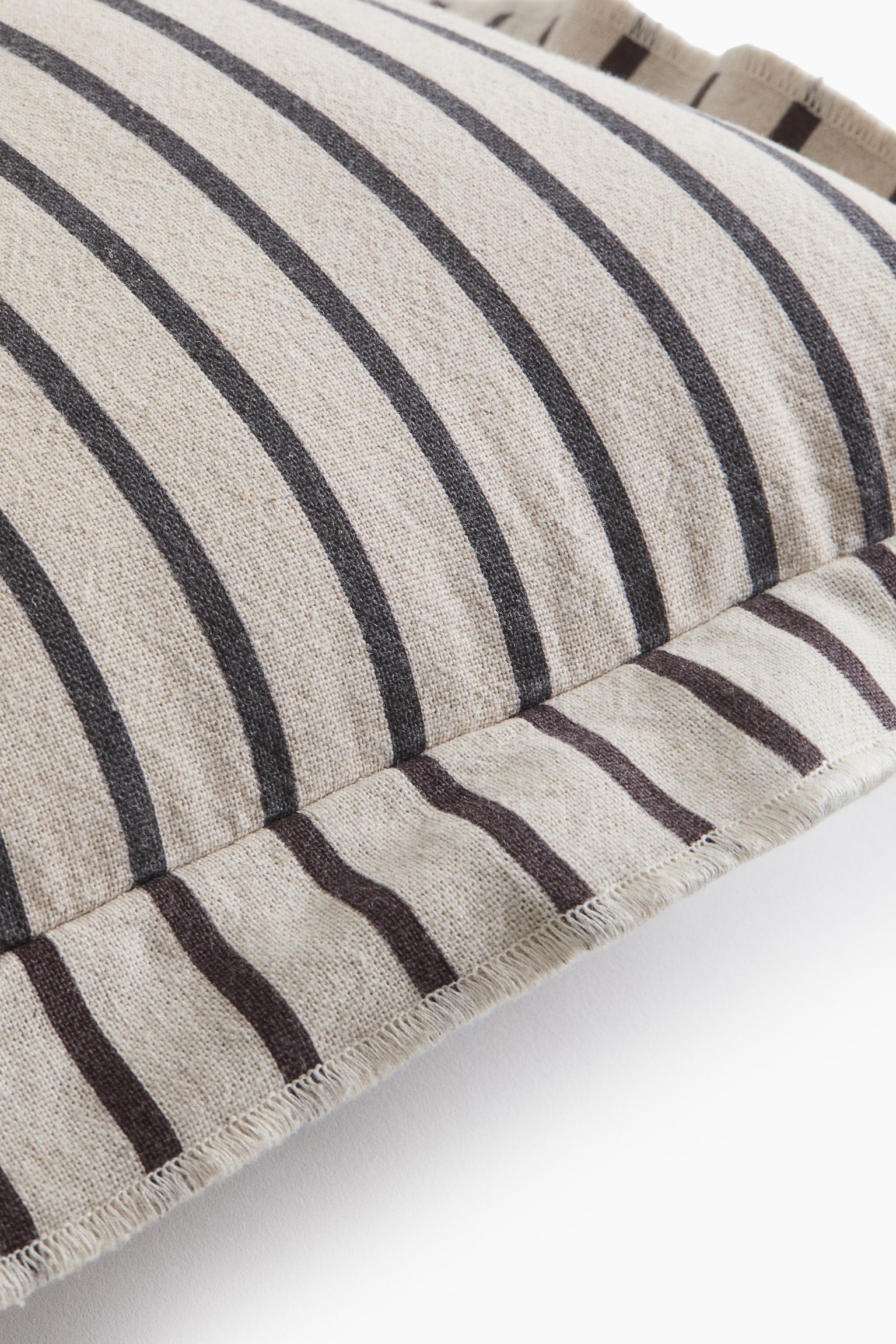Rectangular linen-blend cushion cover - 2