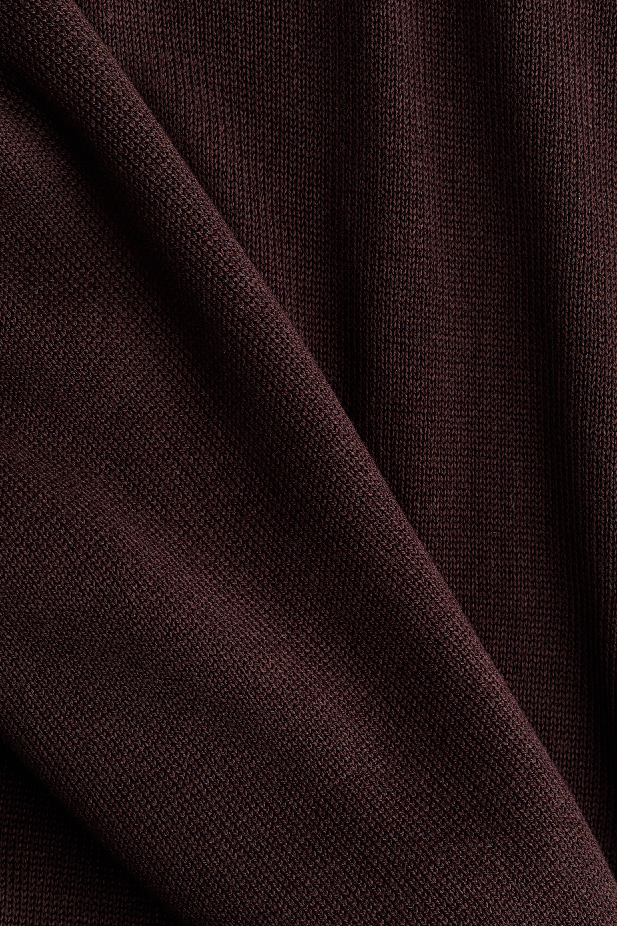 Short-Sleeved Fine-Knit Top