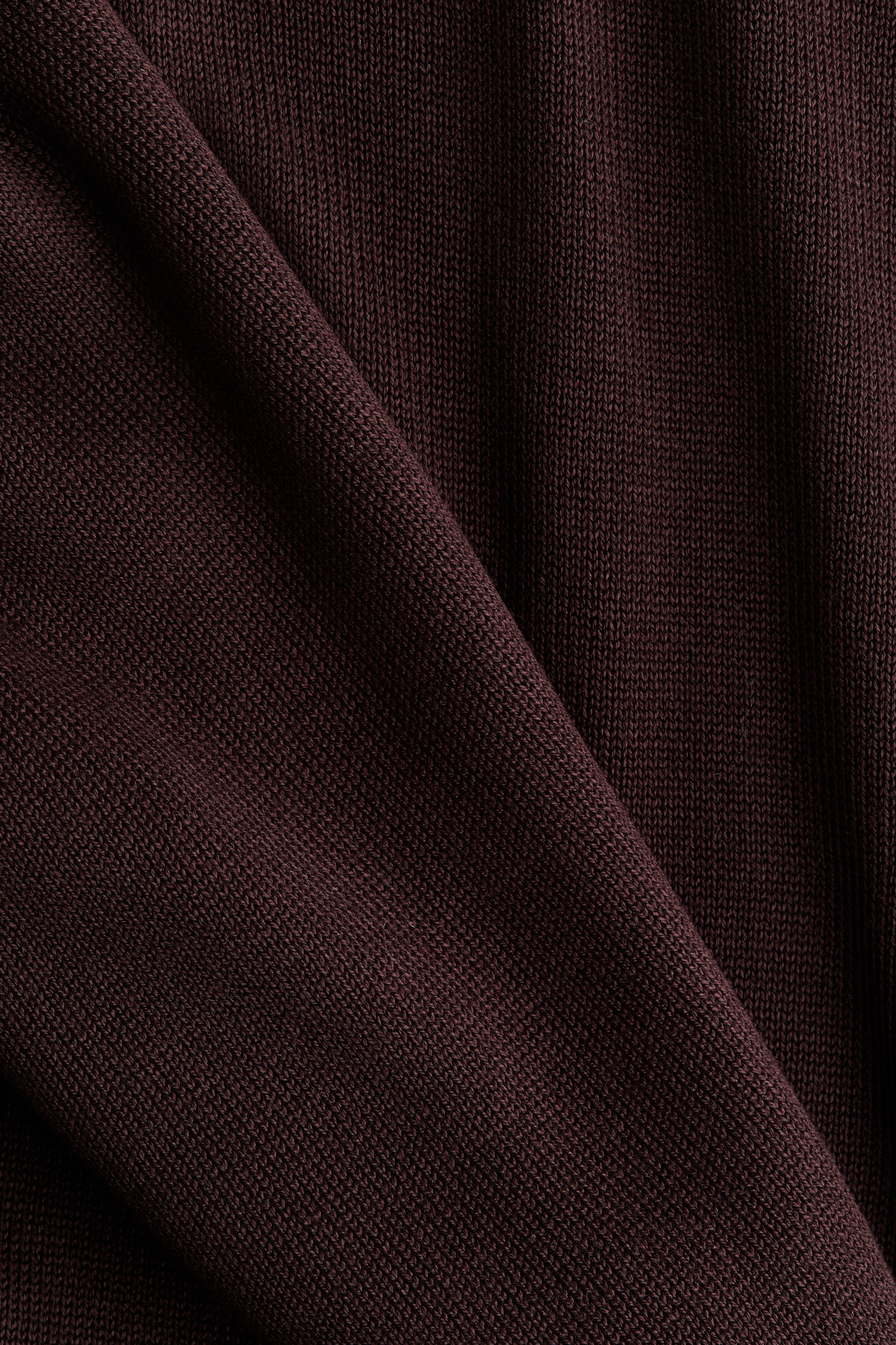 Short-Sleeved Fine-Knit Top