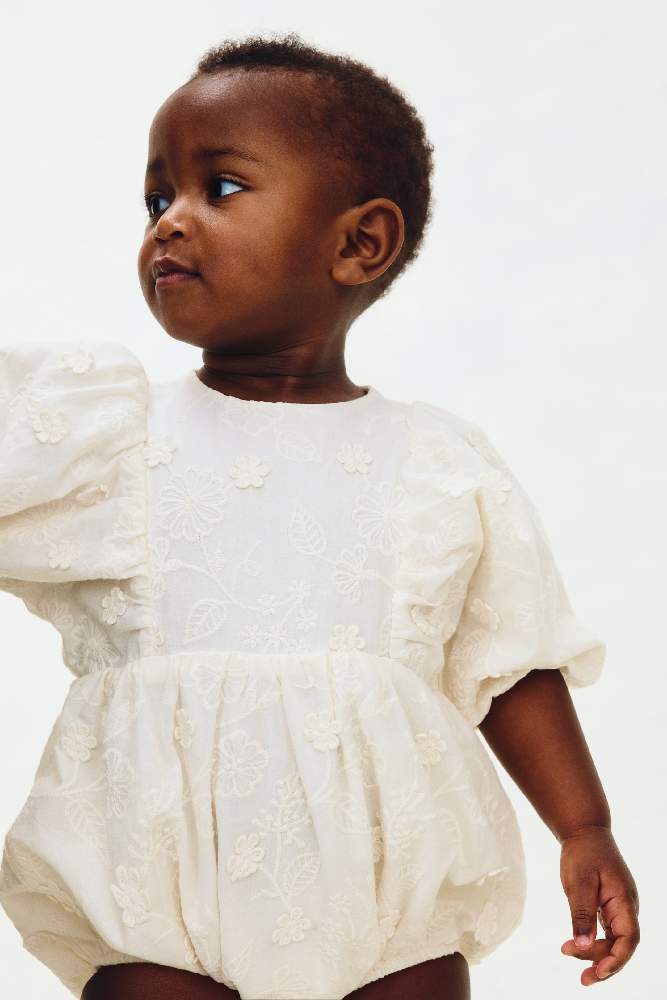 Детские комбинезоны H&M Eyelet-Embroidered Romper Suit — фото 7