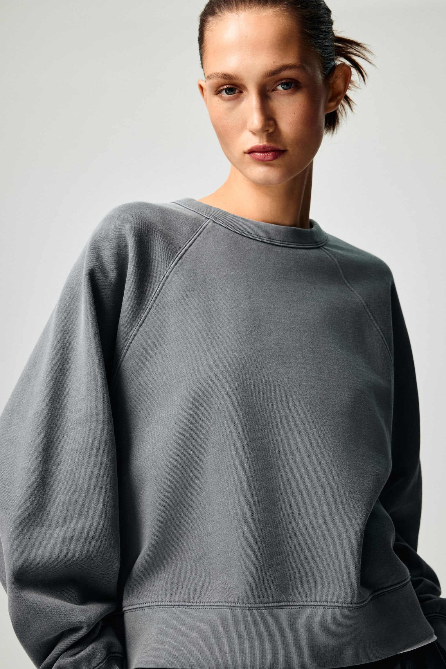 Oversized cotton sweatshirt - Grey/Light beige/Dusty pink - 6