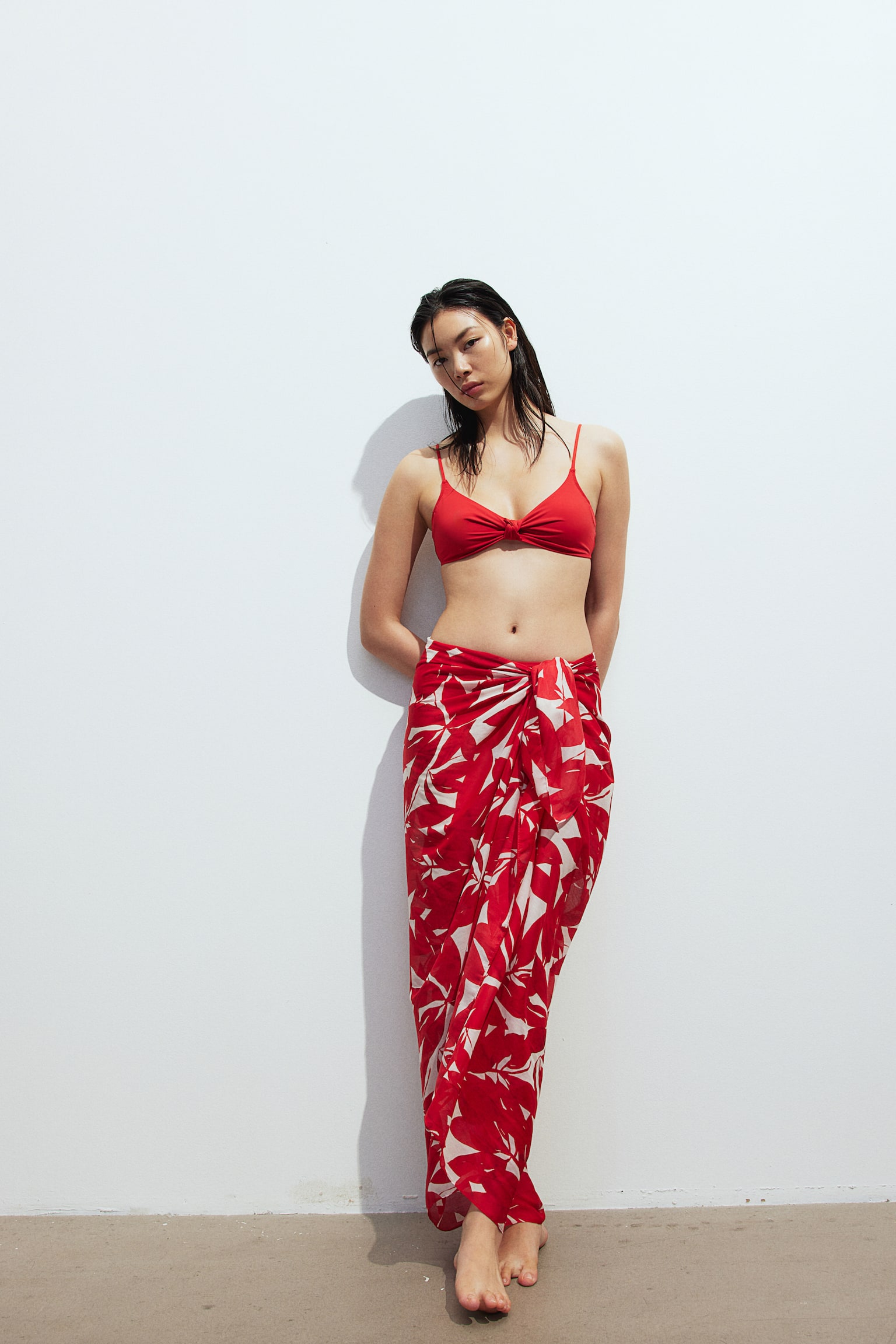 Patterned sarong - White/Red patterned - 5