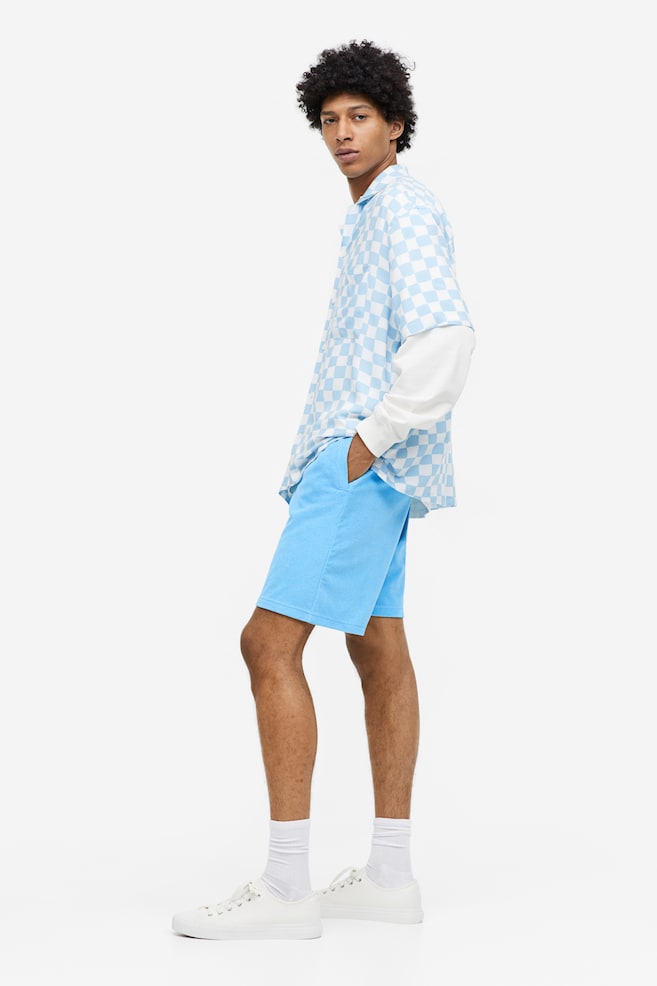 Relaxed Fit Knee-length terry shorts - Light blue/Dark green/White - 5