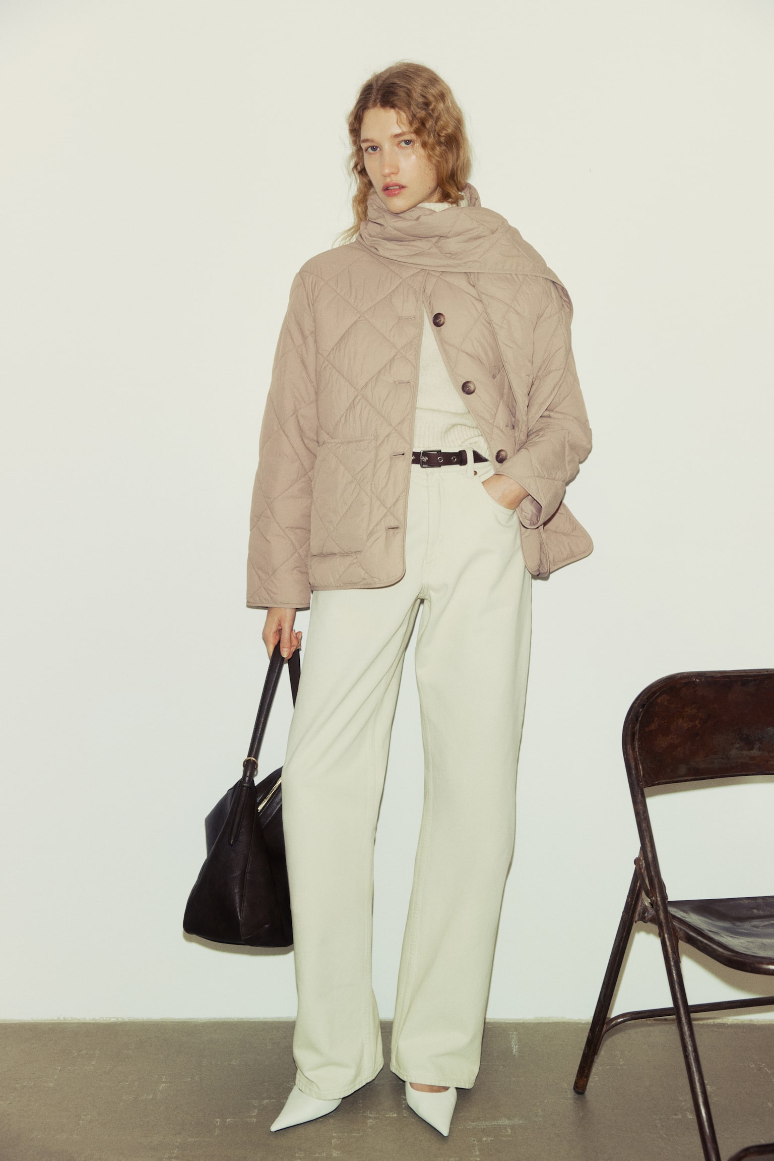 THERMOLITE® Quilted scarf-detail jacket - Beige - 5