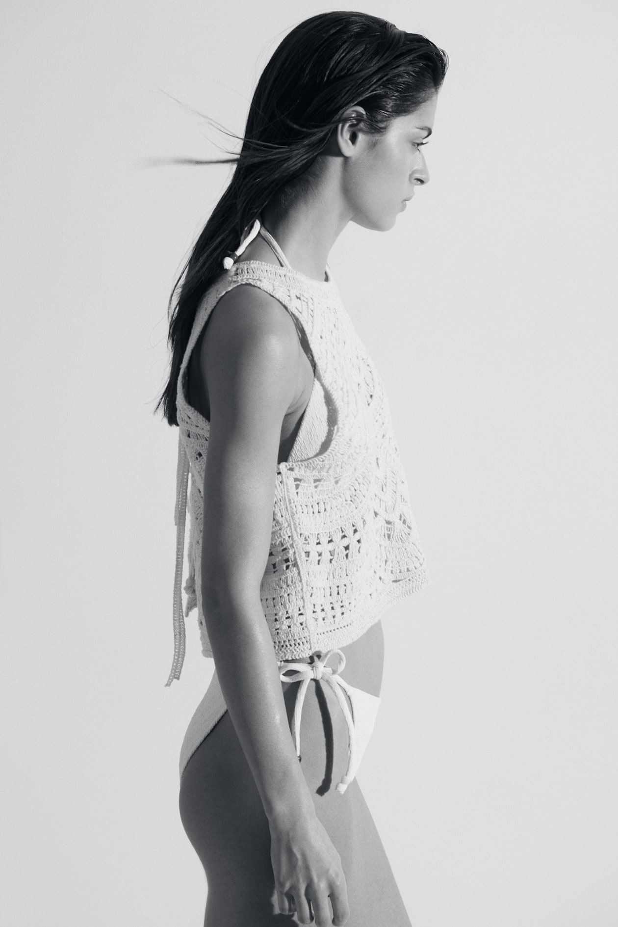 Crochet-look cotton beach top - image 5