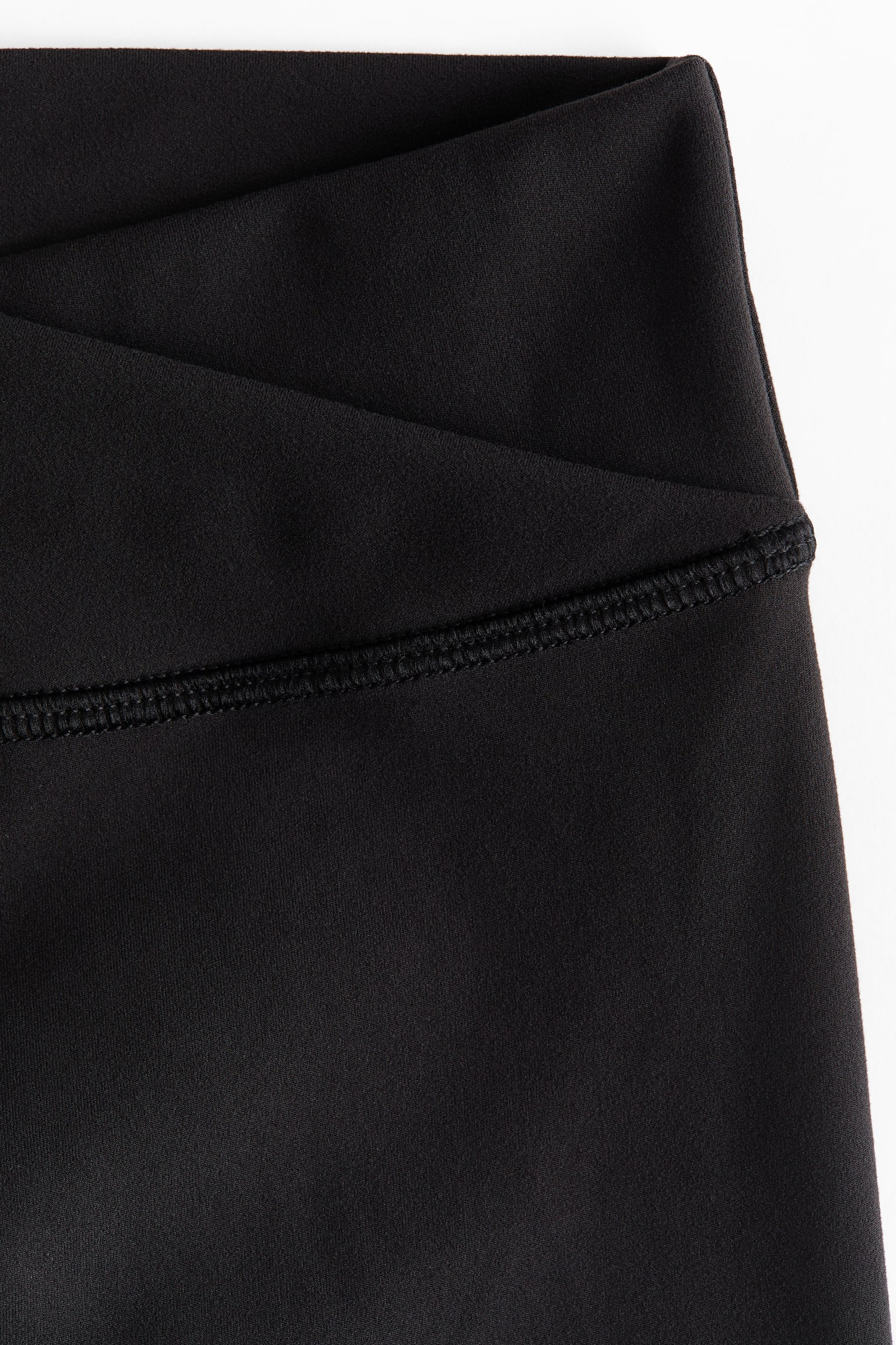 Детские леггинсы H&M Move Sports Leggings with SoftMove™, цвет: Чёрный — фото 6