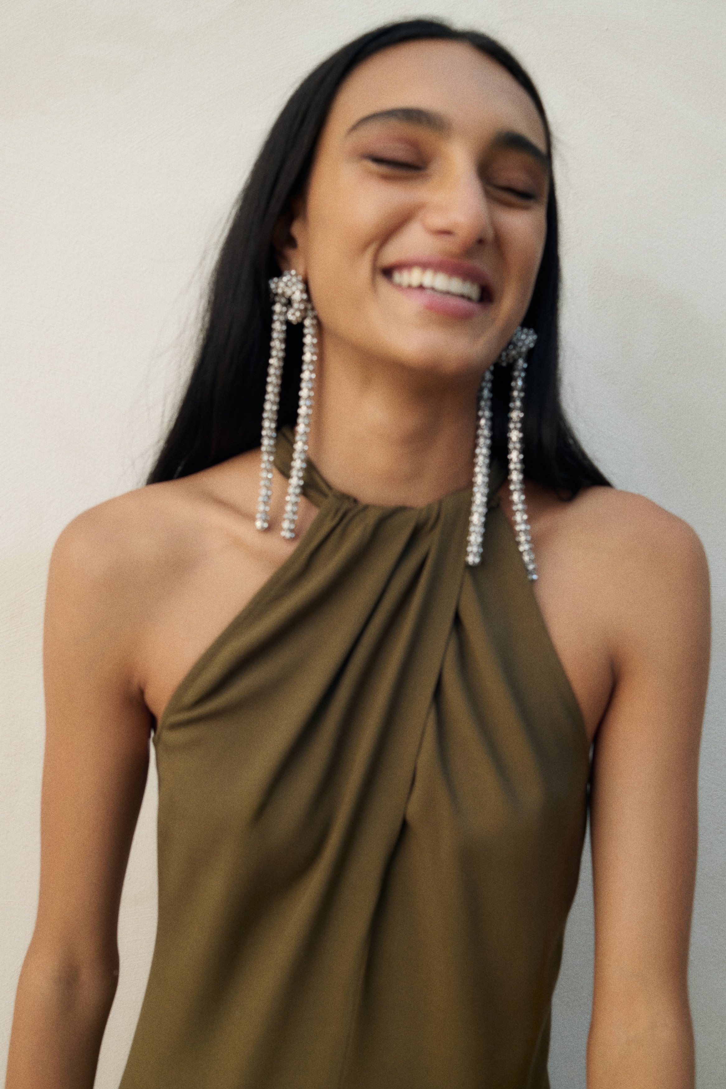 h and m green fringe dress REPRICED! H&M Emerald Green Fringe Mini Dress, Women's Fashion, Dresses &  Sets, Dresses on Carousell
