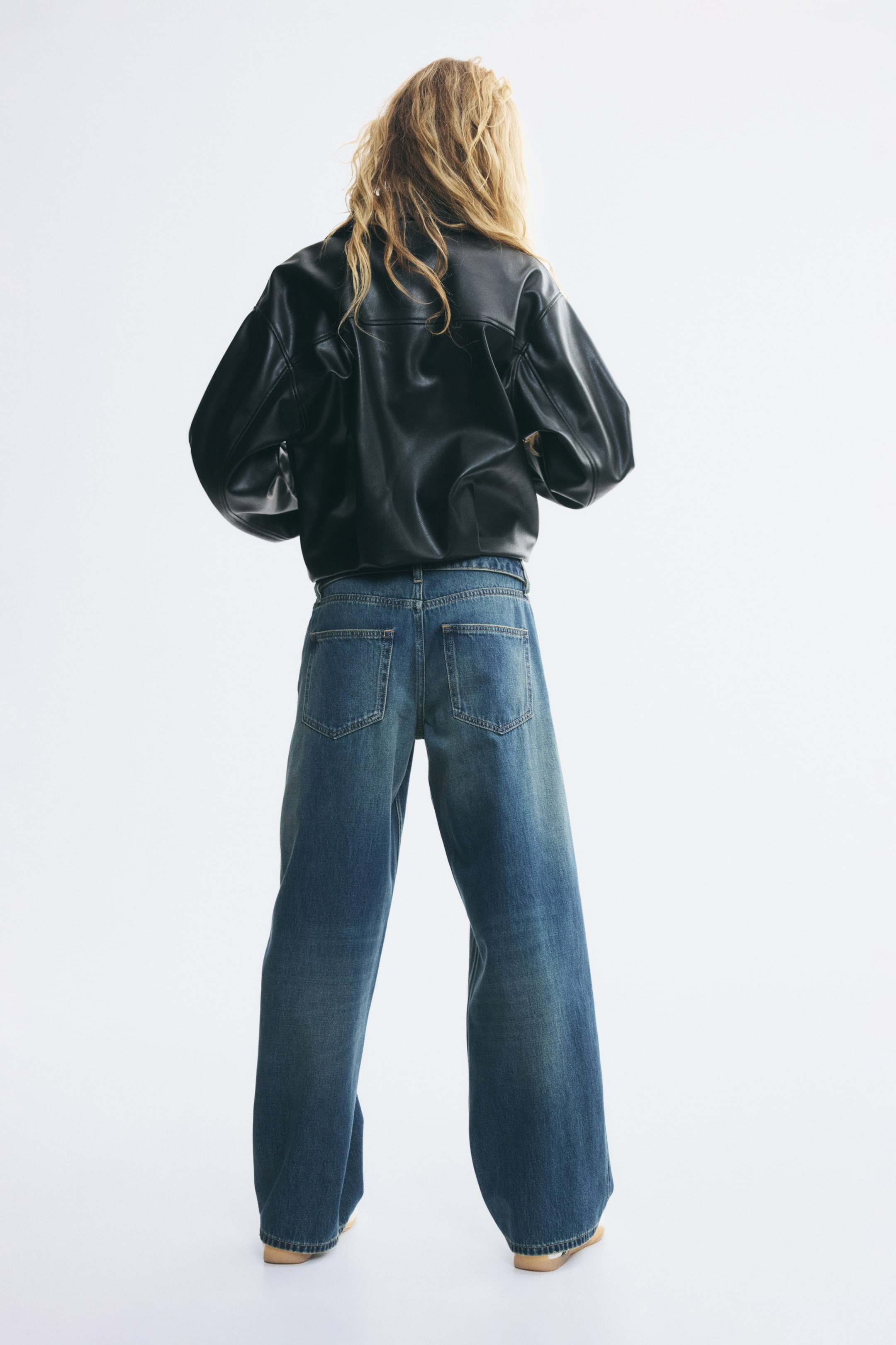 Barrel Regular Waist Jeans