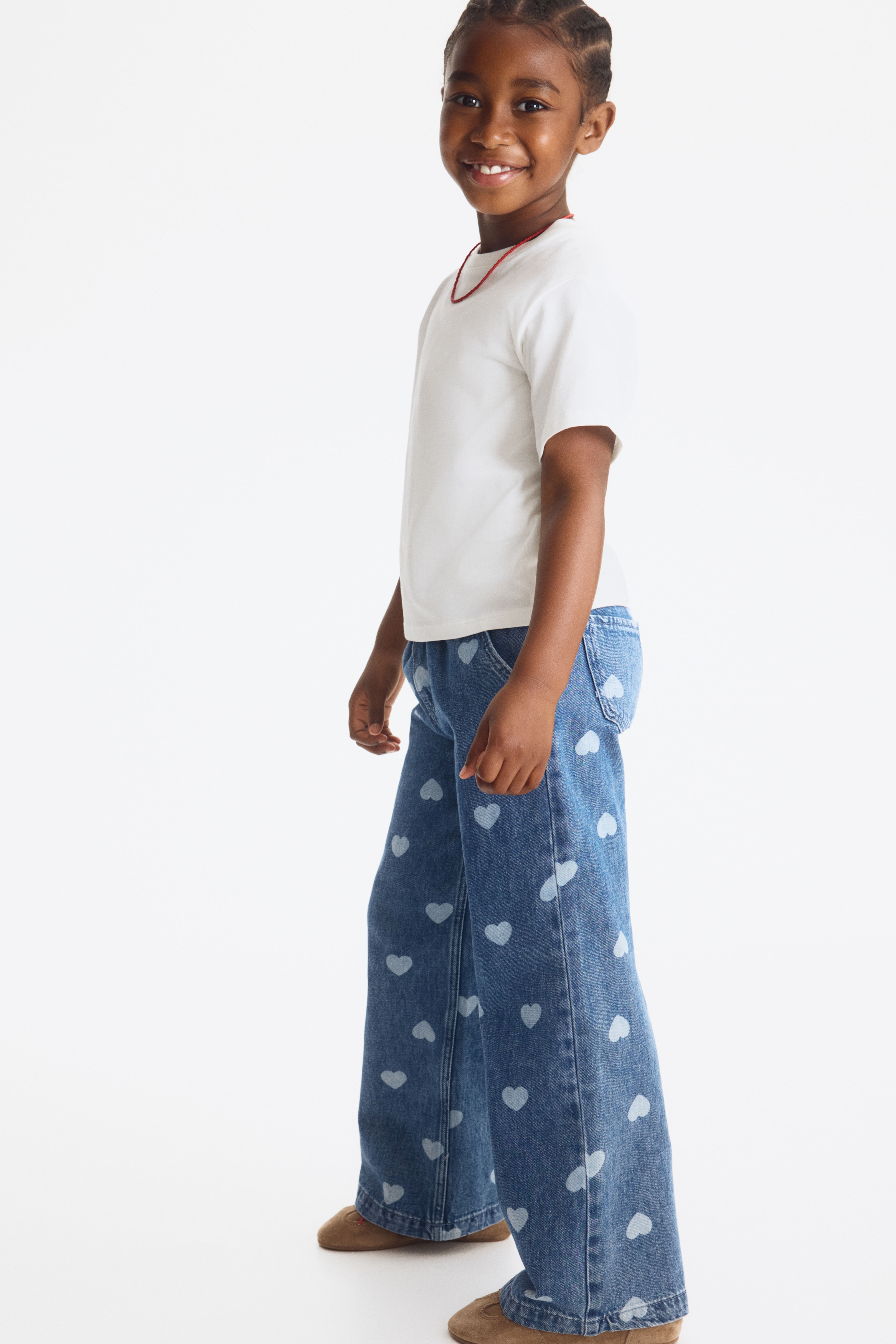Wide-Leg Loose-Fit Jeans