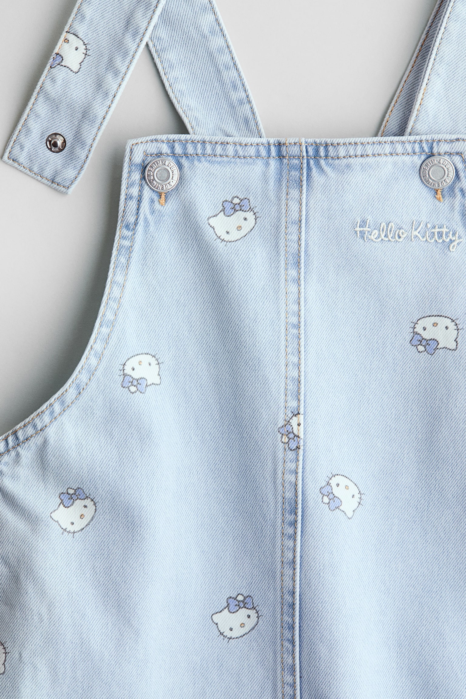 Vestido overol con diseño estampado - Azul denim claro/Hello Kitty - 2