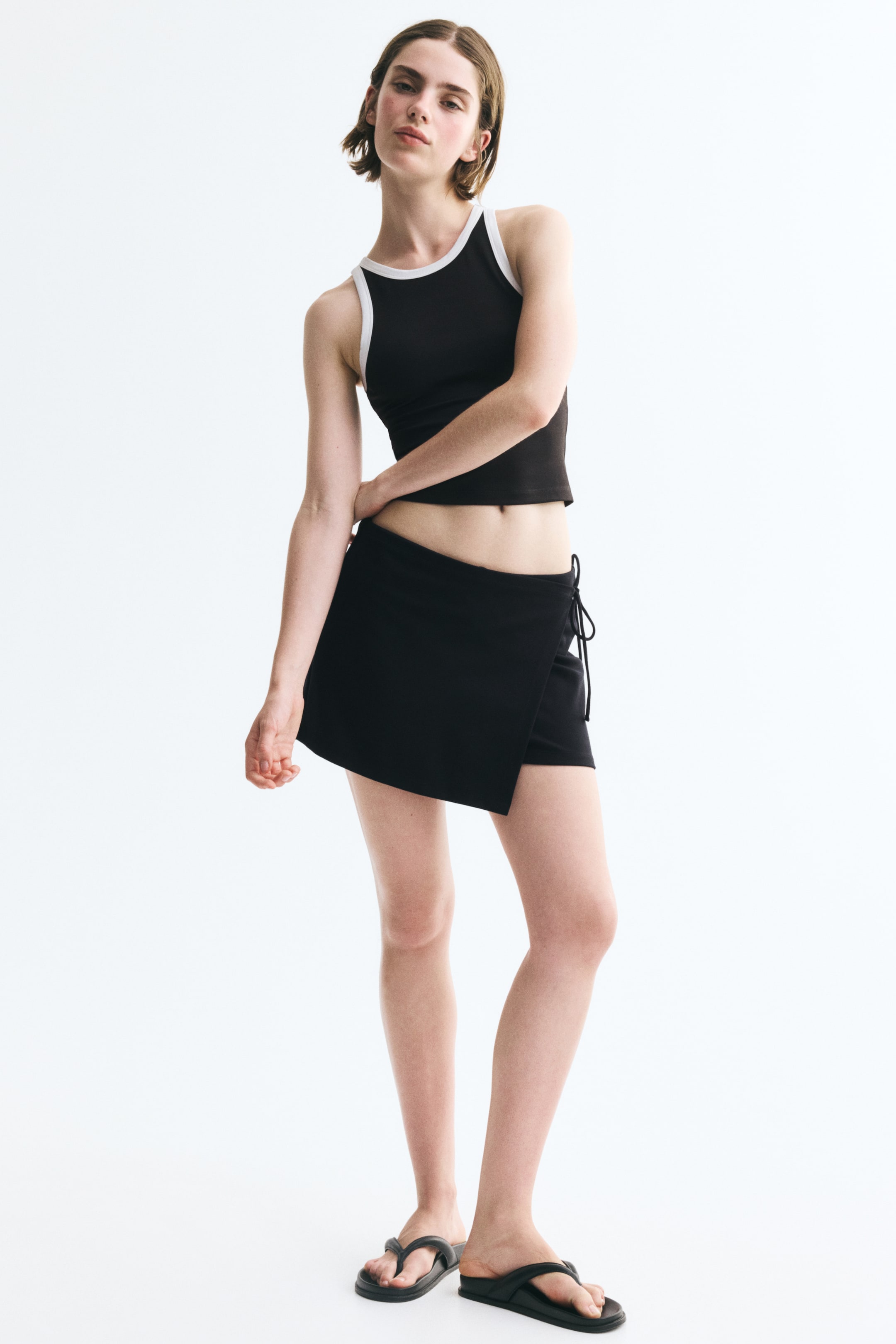 View larger image: Wrap mini skort - Black - Ladies | H&M IN 1
