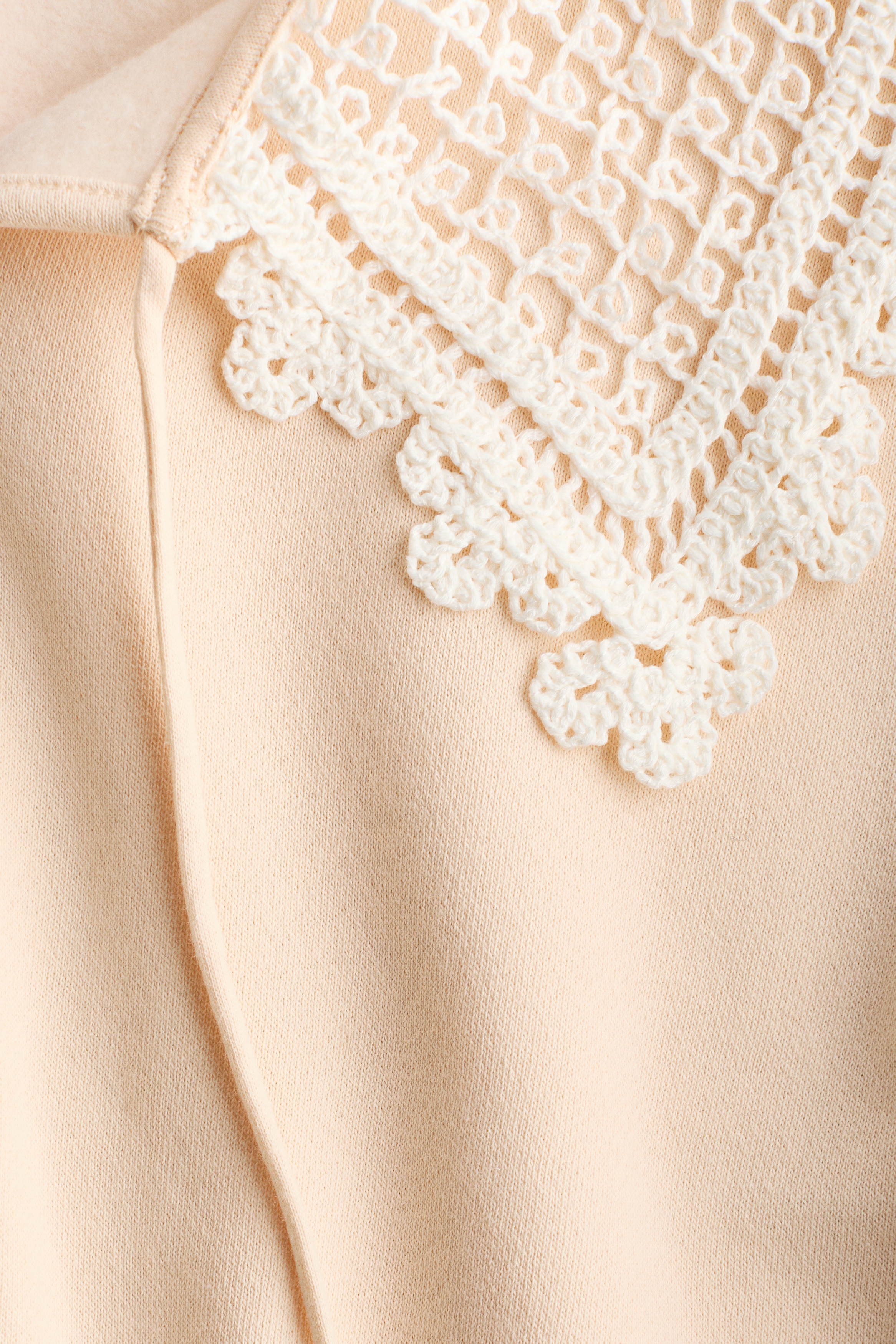 Collared sweatshirt