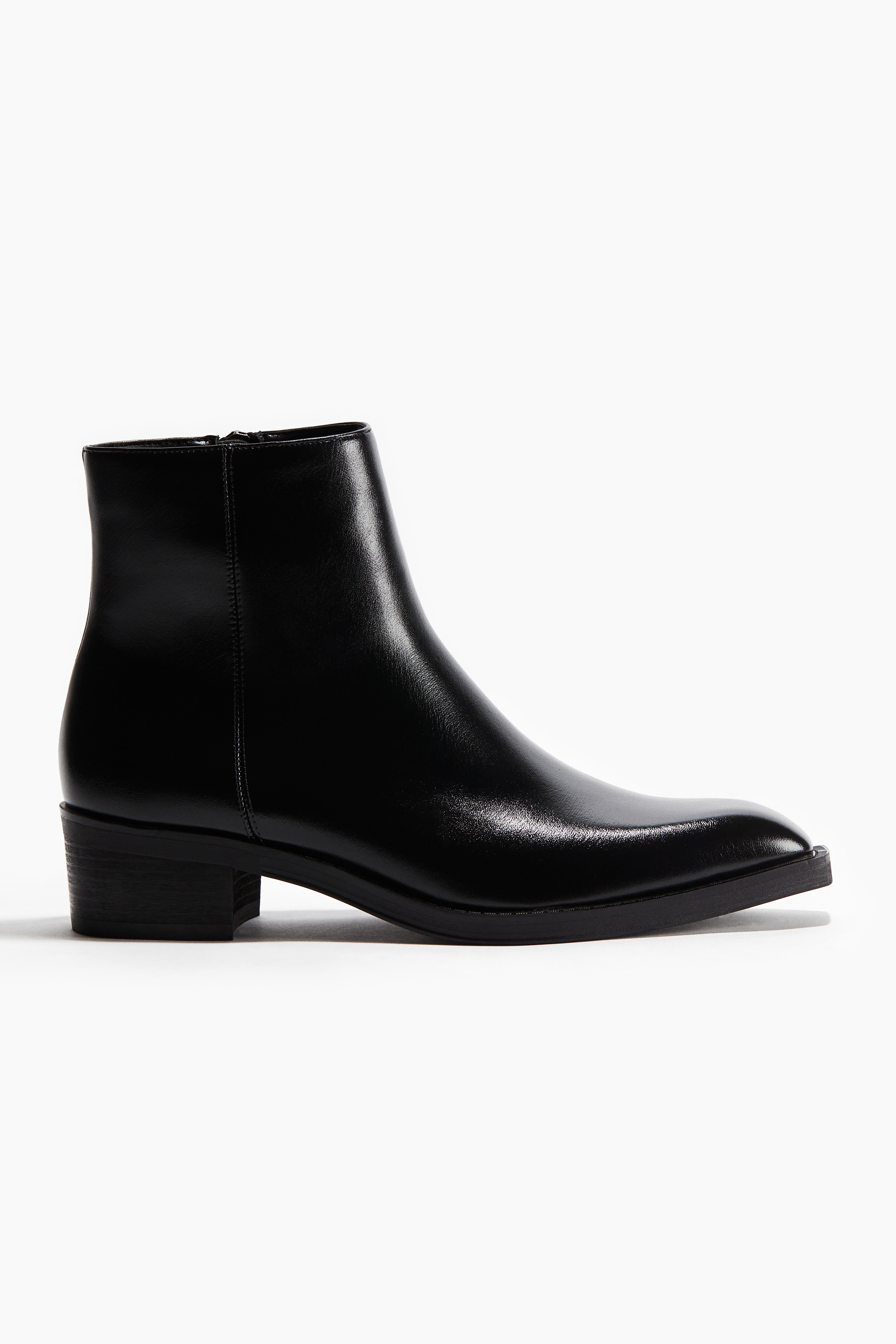 Men - Black Boots - Size: 6.5  - H&M