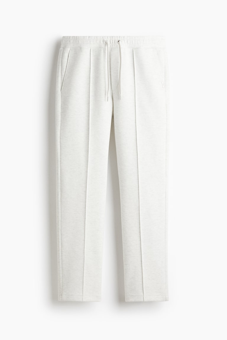 Meke pantalone elegantnog kroja Regular Fit