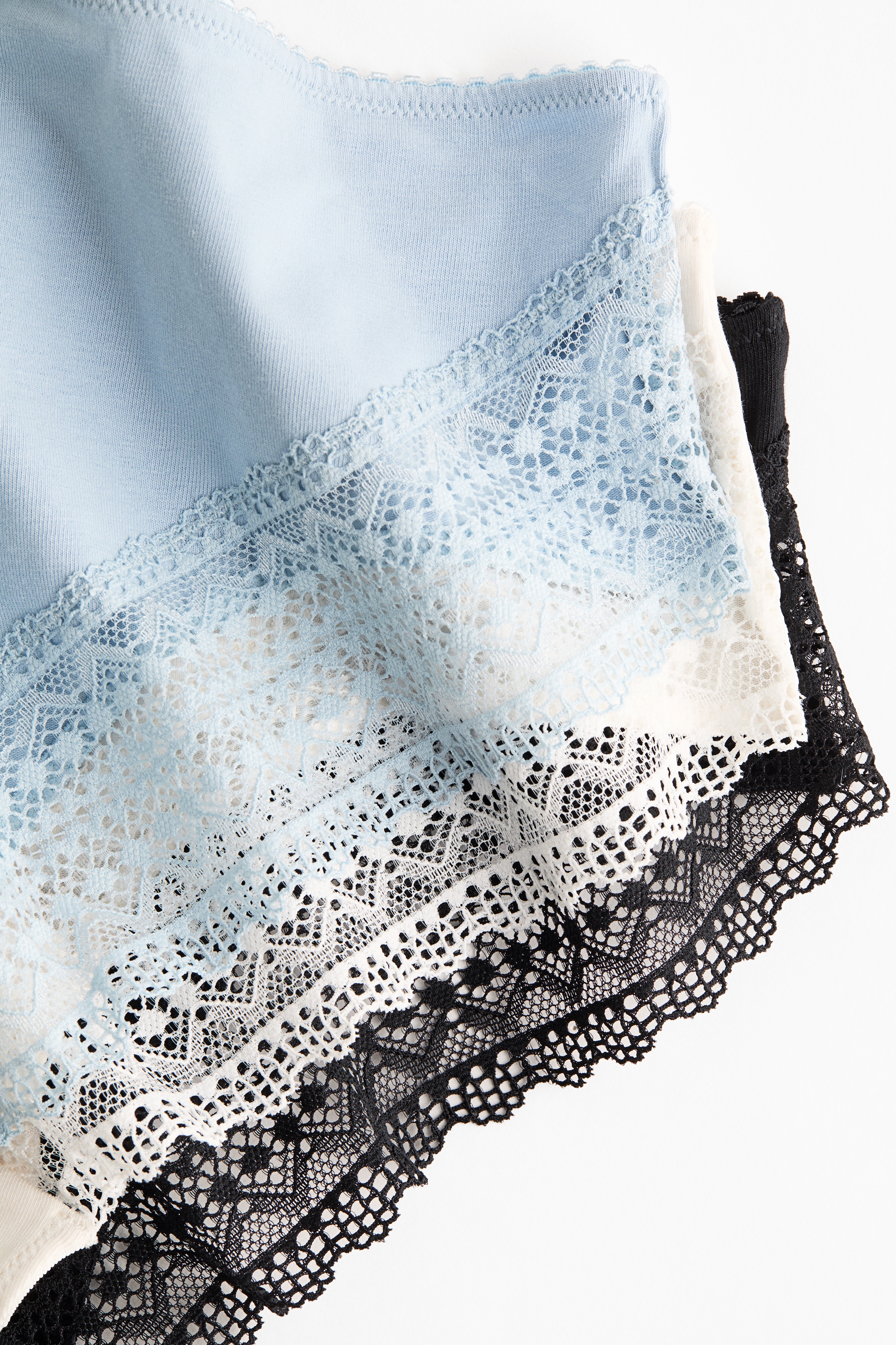 3-pack cotton and lace hipster briefs