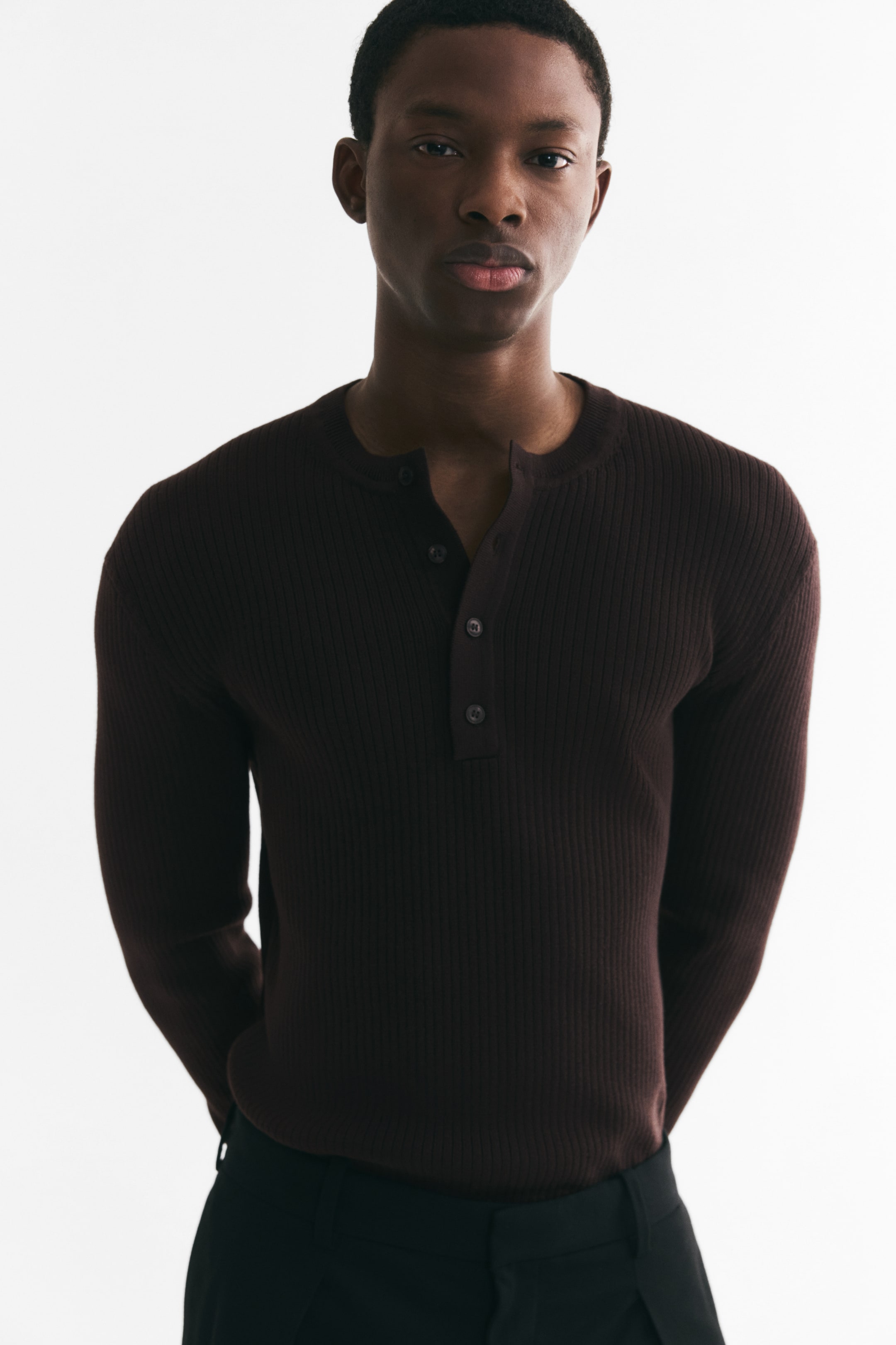 Slim-Fit Ribbed Henley Shirt