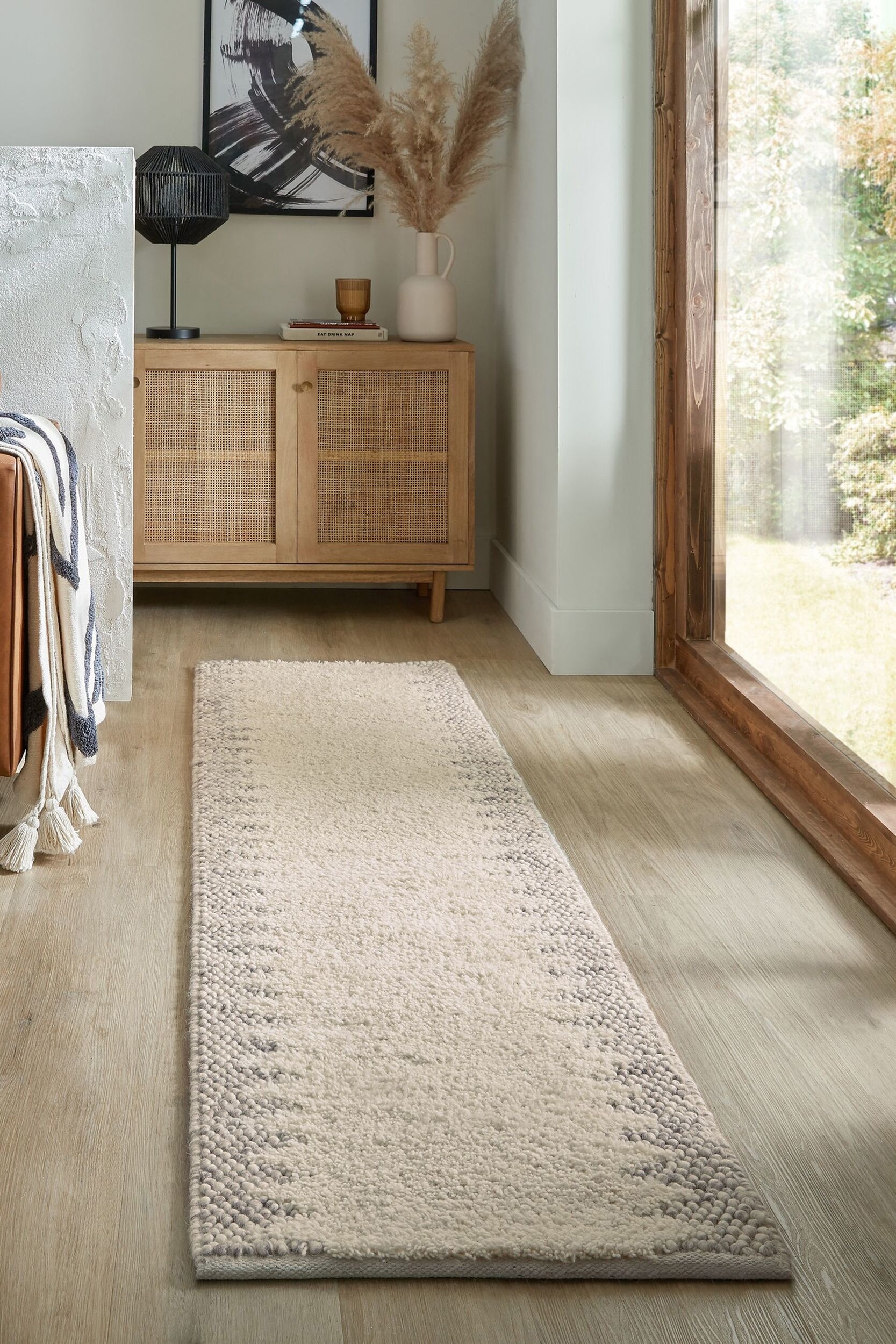 Minerals Border Villa Juoksija - Luonnollinen